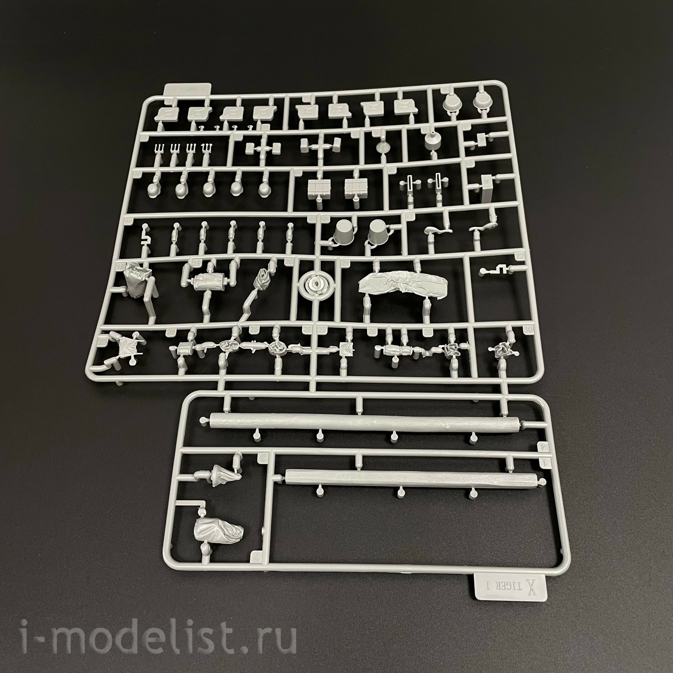 BT-034 Border Model 1/35 German Tiger I Tank (early) 
