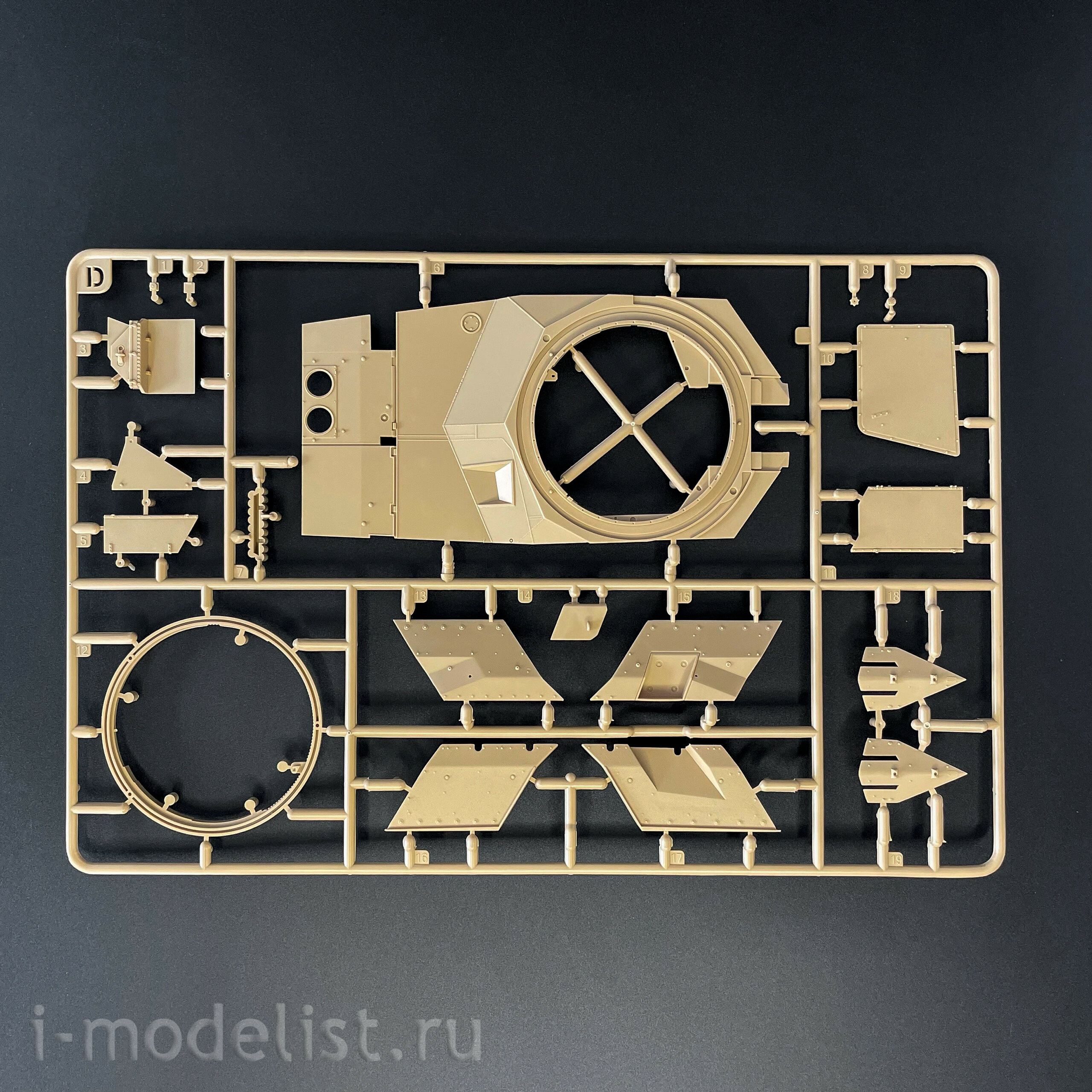 RM-5109 Rye Field Model 1/35 Notмецкий танк Leopard 2A7V