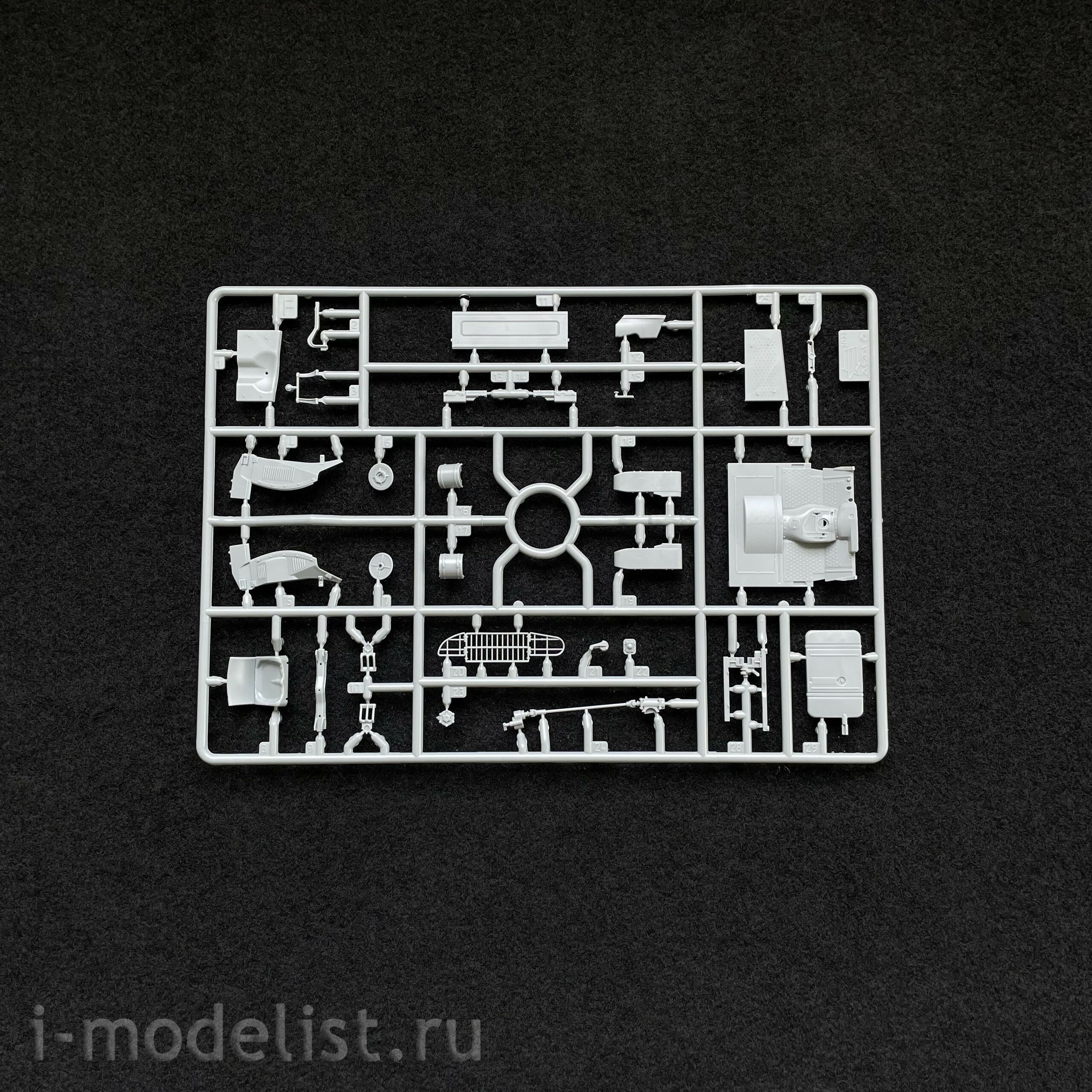 3664 Zvezda 1/35 PAmerican Army vehicle with winch WC-522 