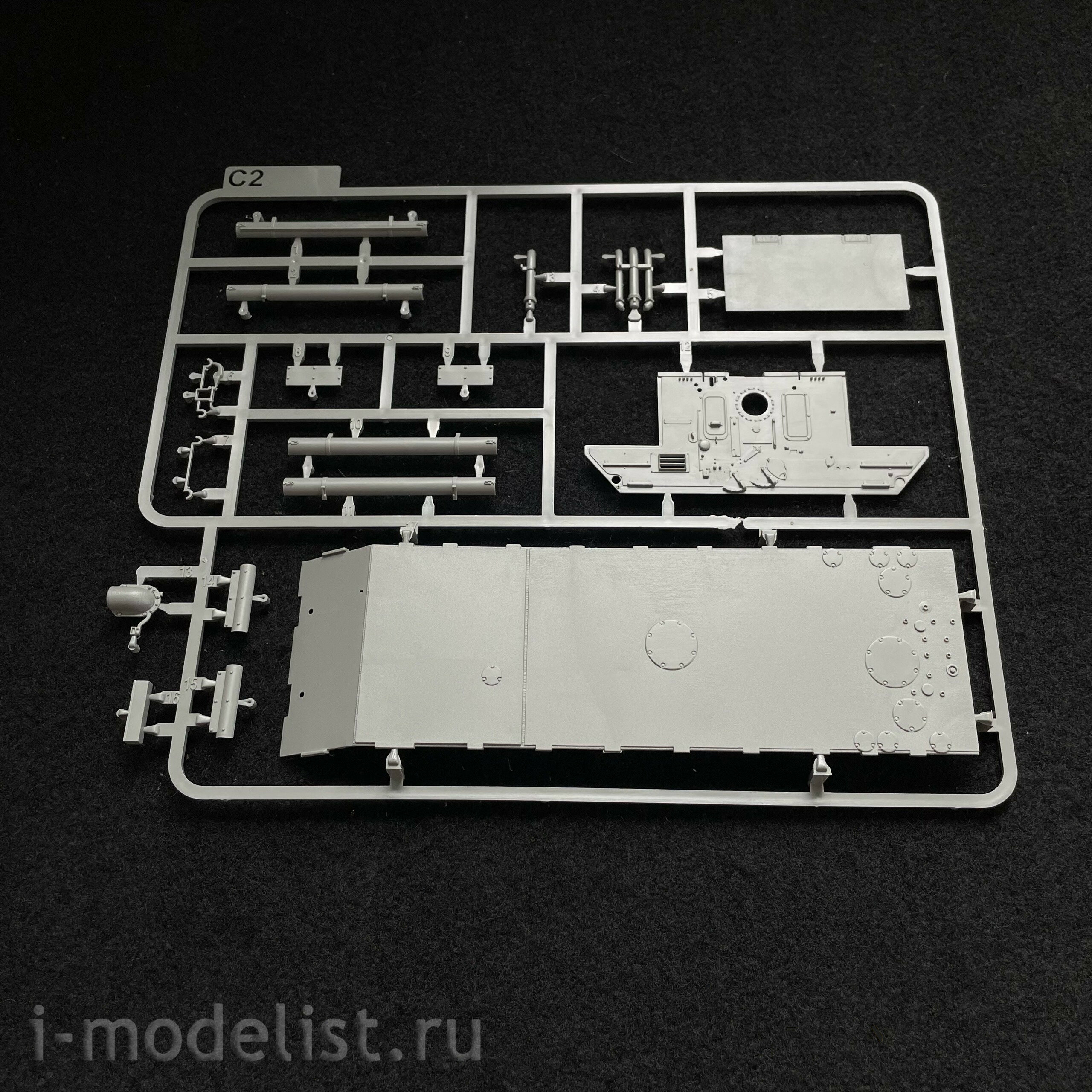 2175 Takom 1/35 German Medium Tank Sd.Kfz. 171 Panther Ausf. A (mid-early production)