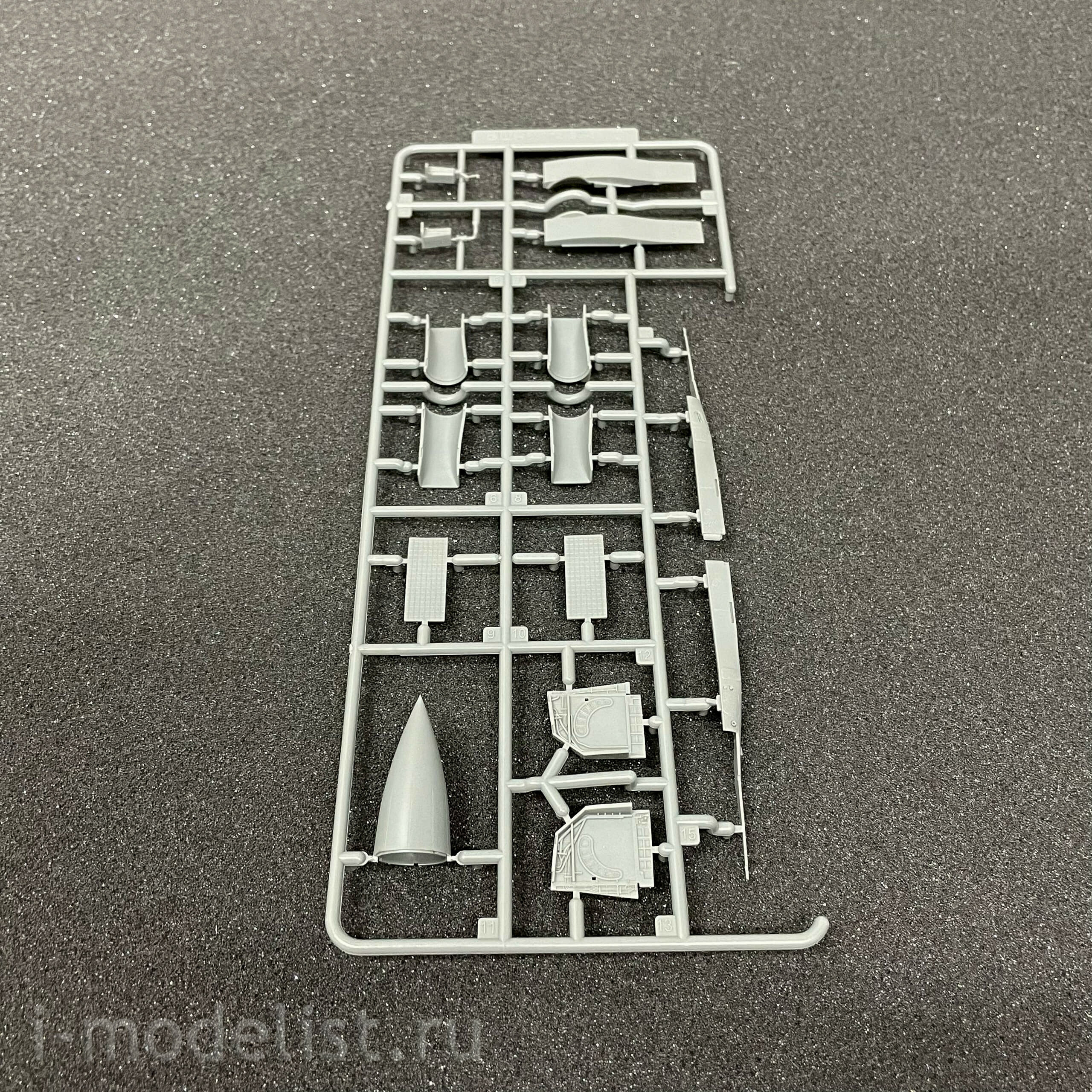 L7210 Great Wall Hobby 1/72 Fighter C-35S 