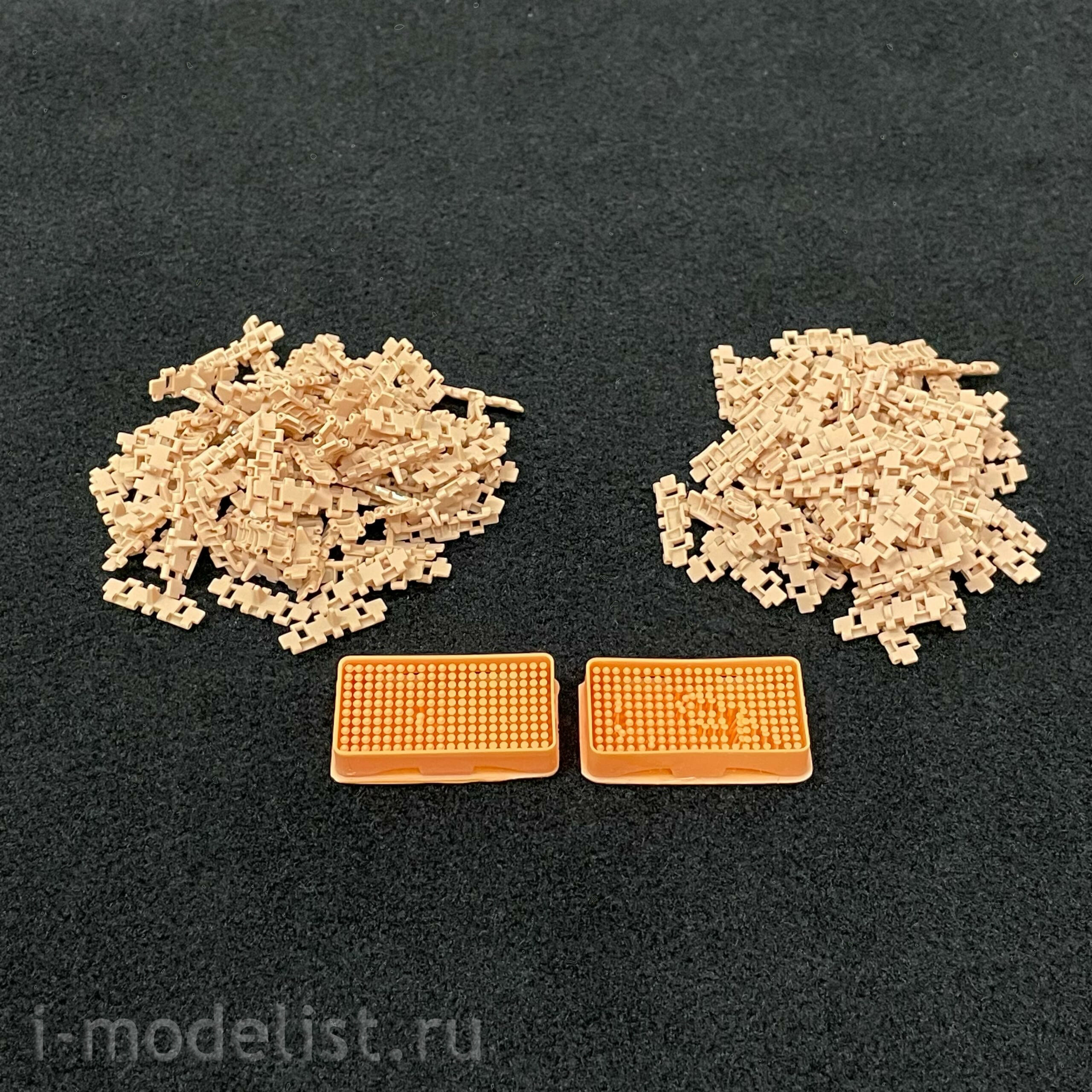 RM-2037 Rye Field Model 1/35 Working tracks for the Soviet KV-1 tank with a simplified turret