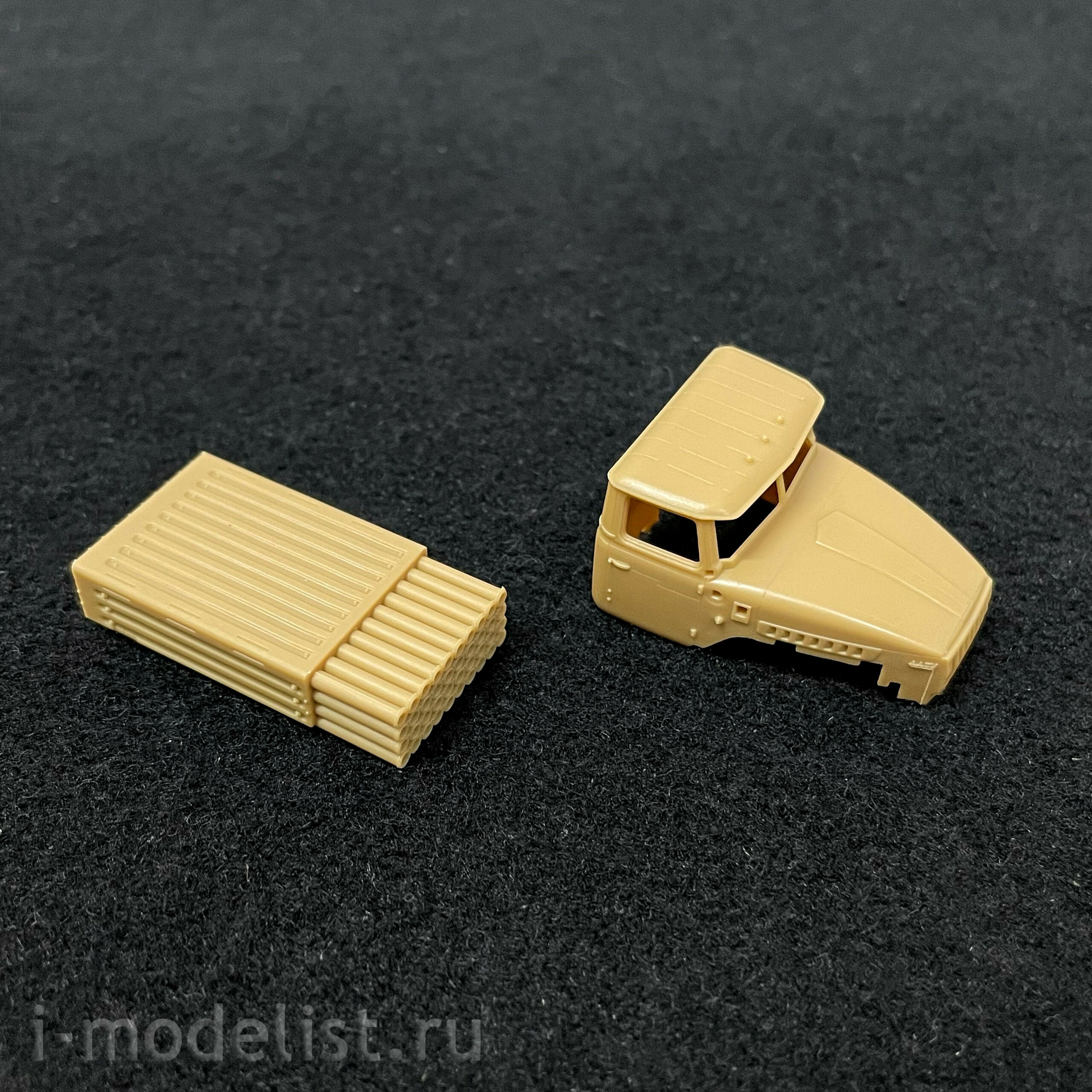 82932 HobbyBoss 1/72 Russian BM-21 