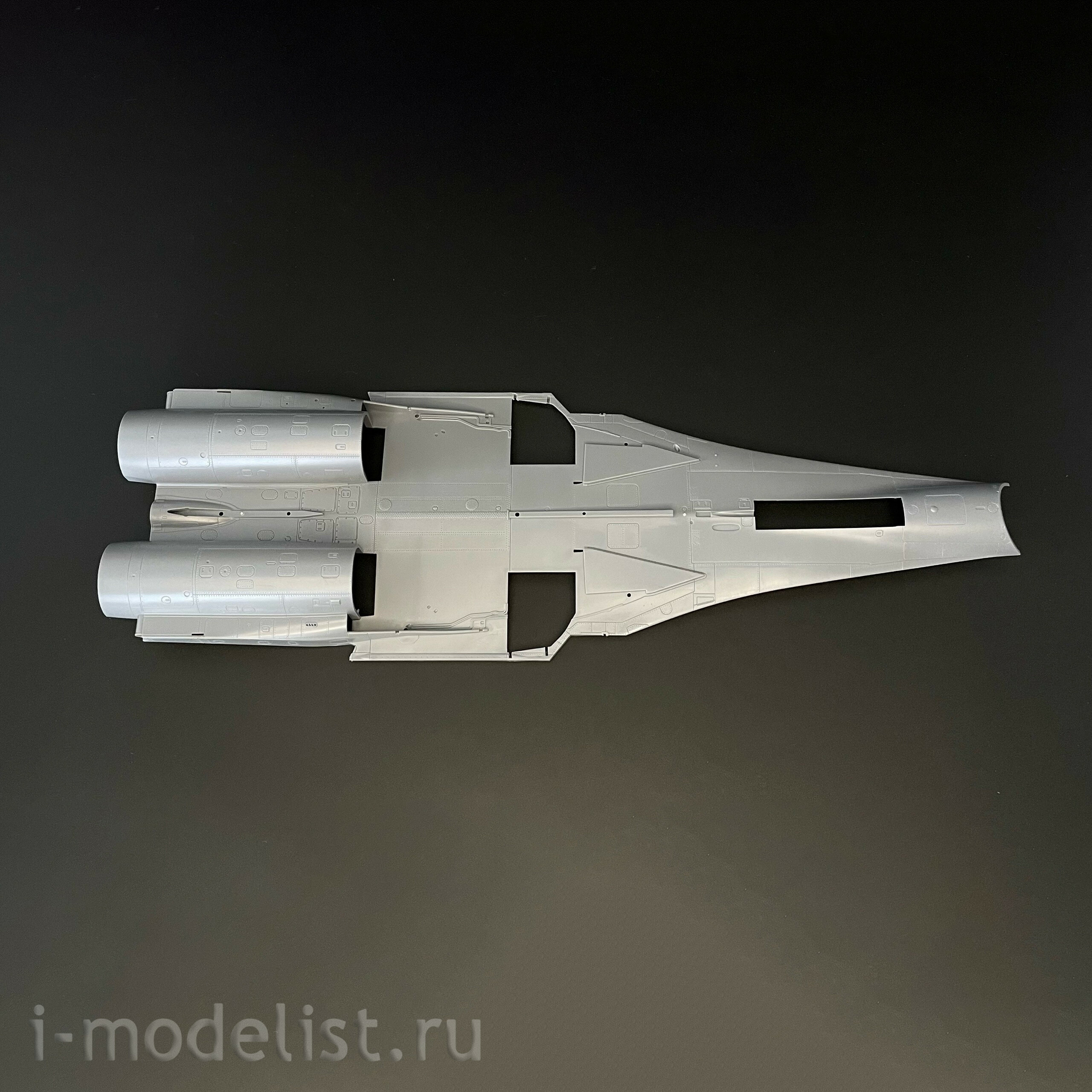 KH80168 Zimi Model 1/48 Российский истребитель С-27УБ (Flanker-C)