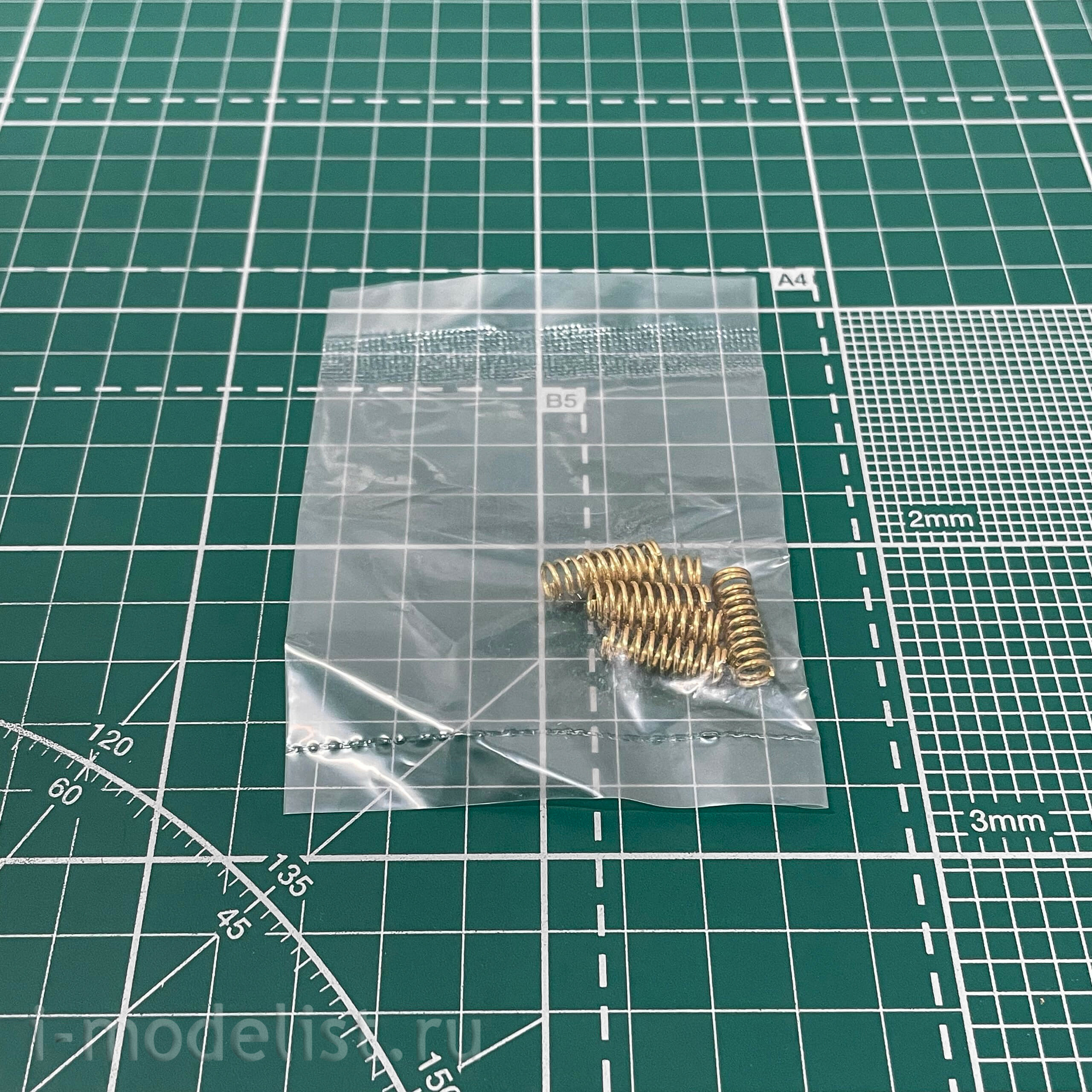 35A029 Amusing Hobby 1/35 British self-propelled gun FV4005 Stage 2