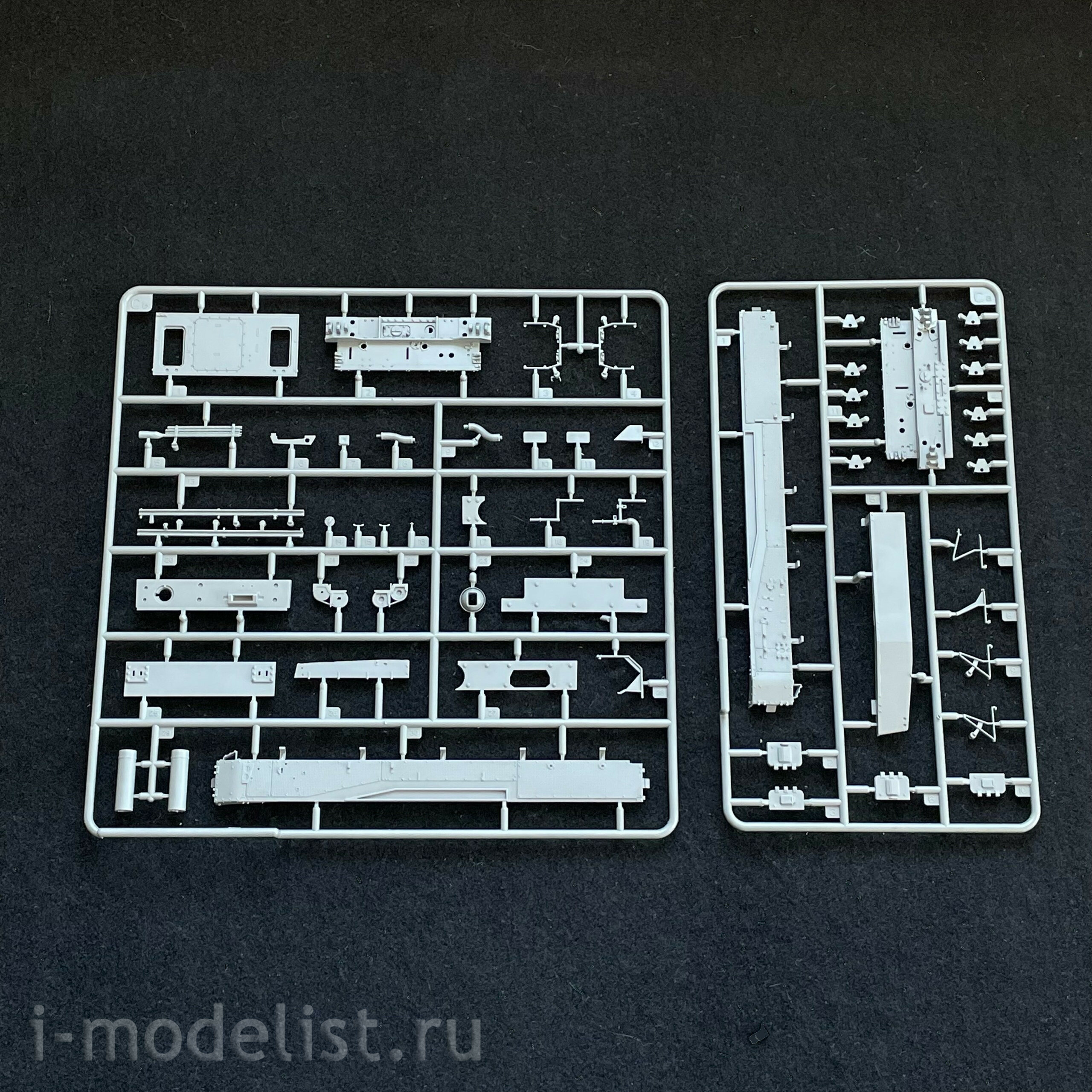 BT-005 Border Model 1/35 Tank Pz.Kpfw.IV Ausf.H (Early) + 4 pieces
