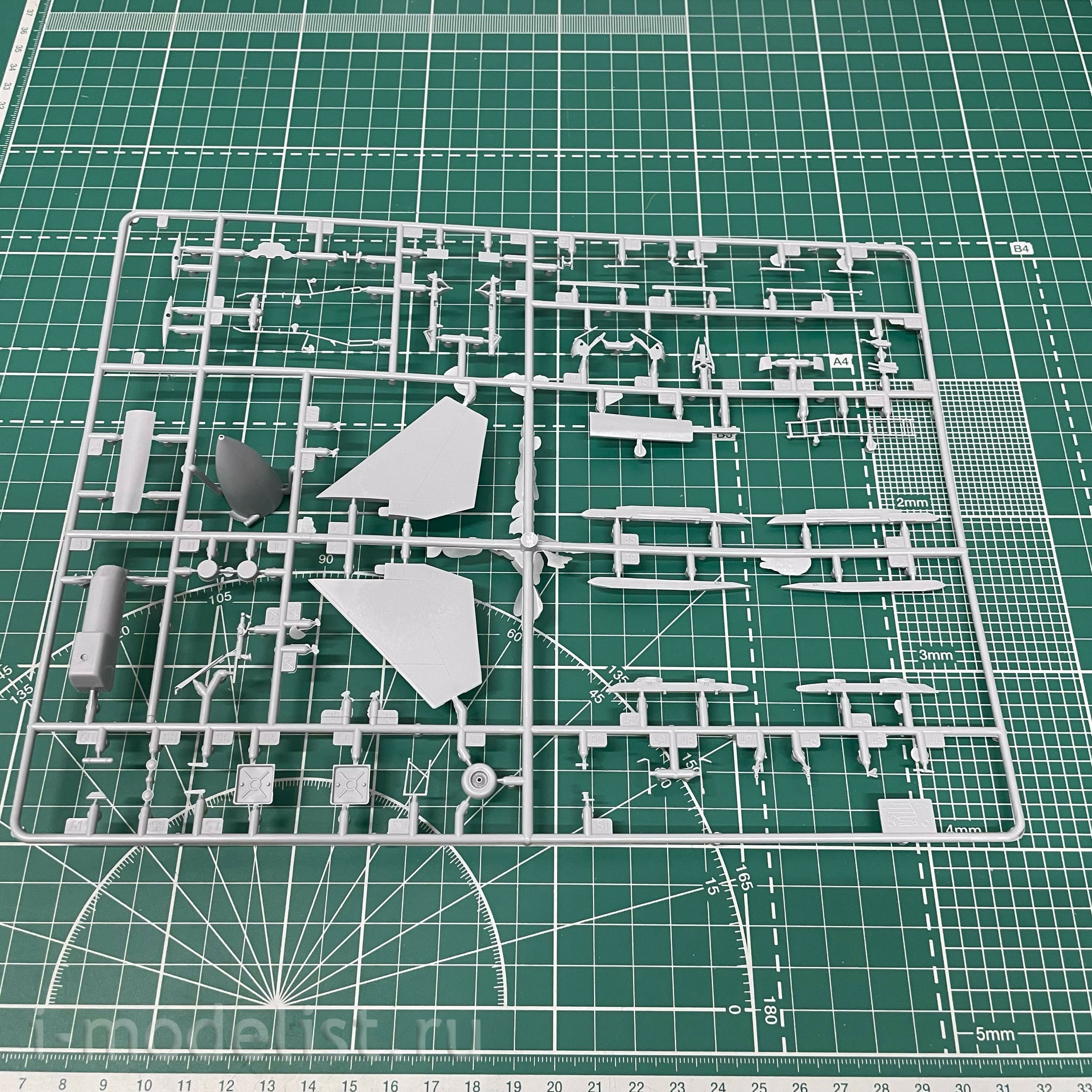 7295 Zvezda 1/72 Russian multi-purpose fighter superiority in the air su-27SM