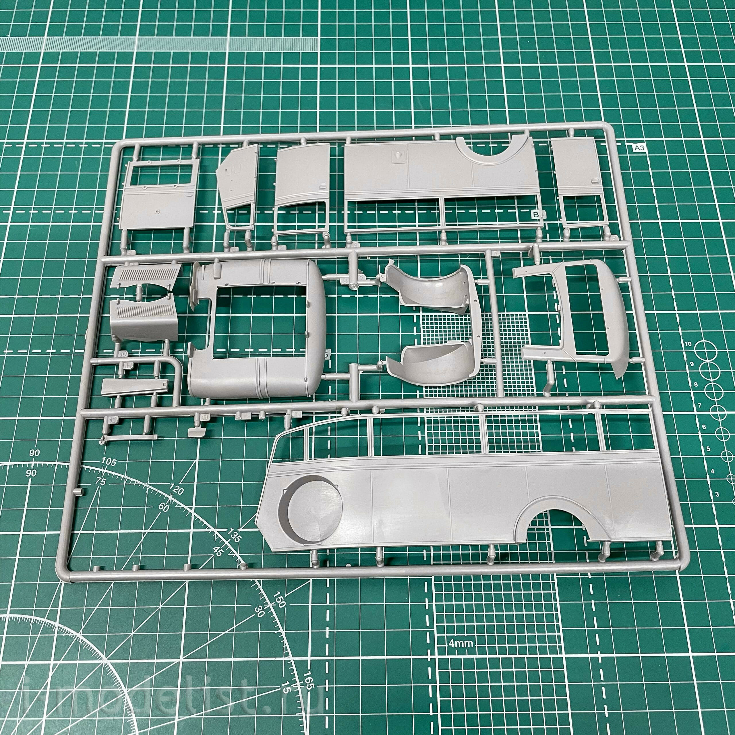 808 Roden 1/35 Opel 3.6-47 Omnibus model W39 Ludewig-built, late