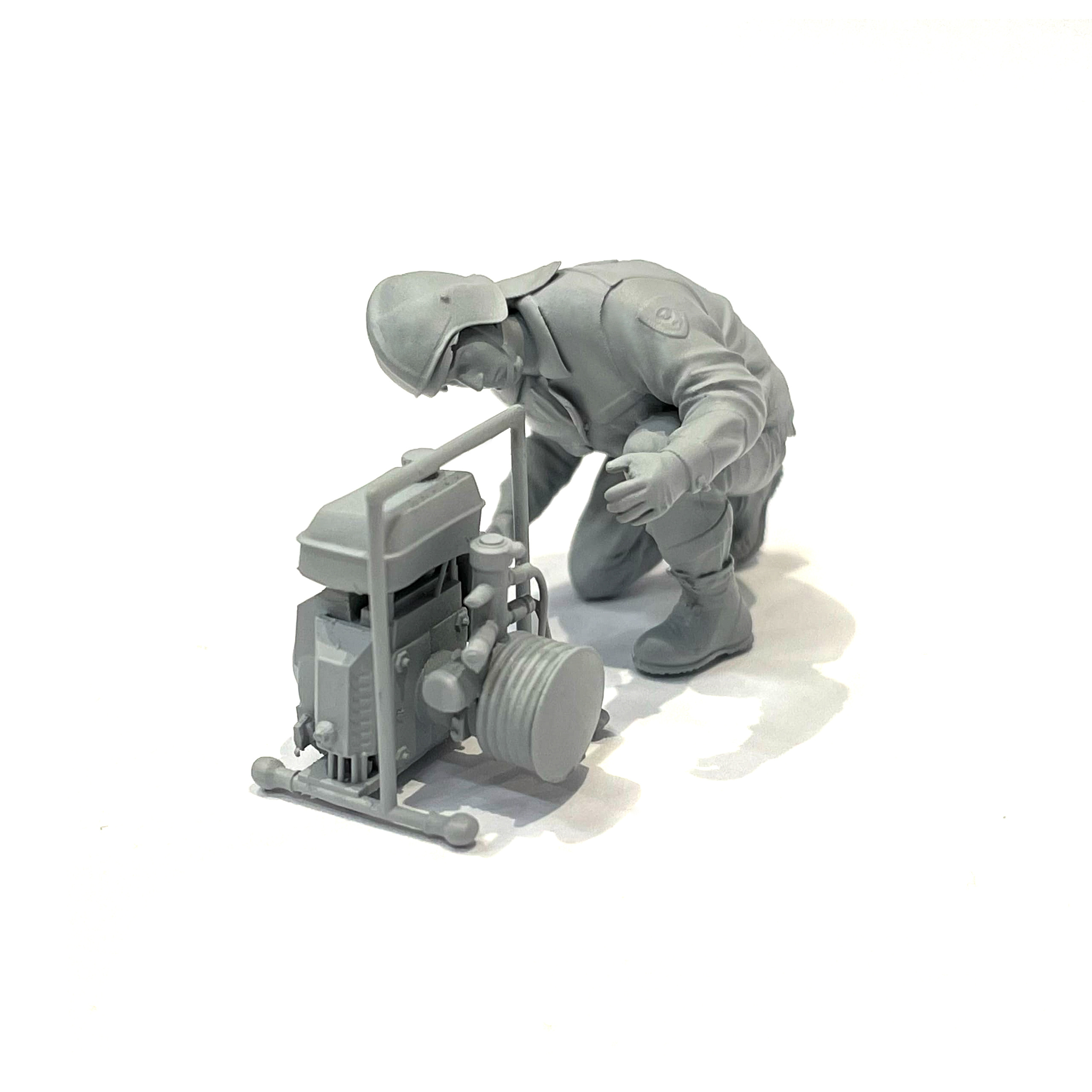 Im35062 Imodelist 1/35 Lifeguard figure with tool, No. 4