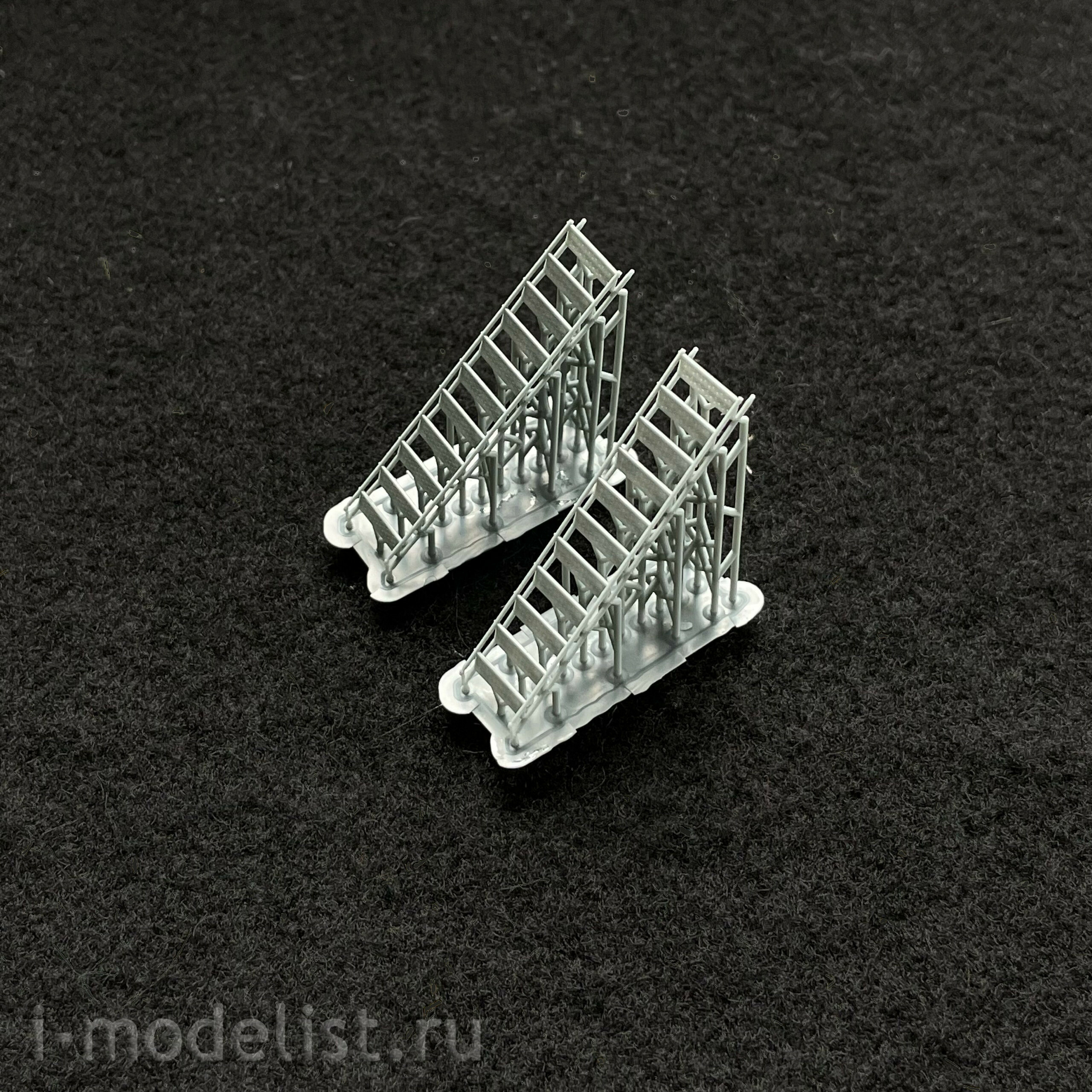 MM72322 Major Models 1/72 Stepladder for Tu-22 (2 pcs.)