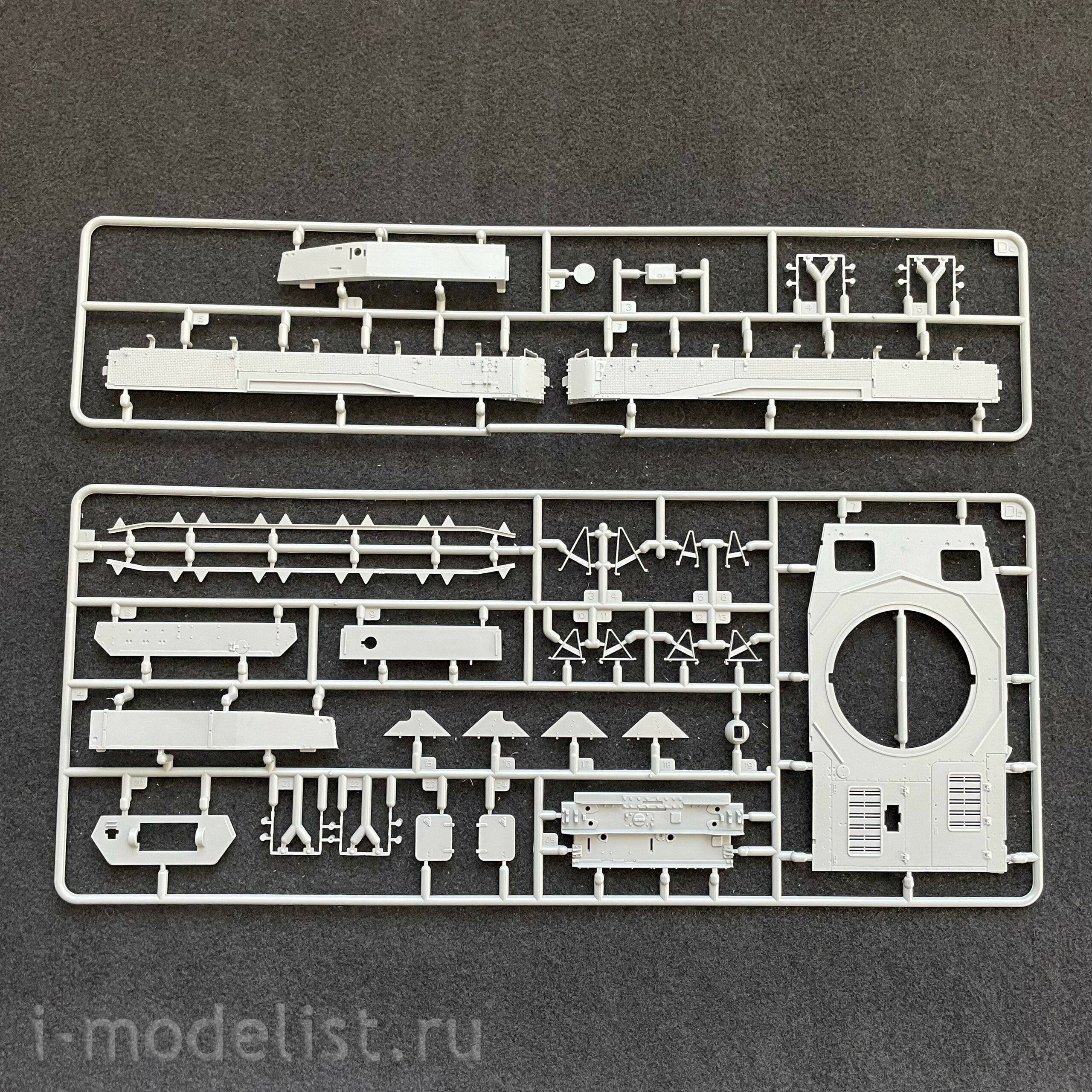 BT-025 Border Model 1/35 Pz.Kpfw.IV Ausf. J Early/Mid & Railway Flatbed Ommr