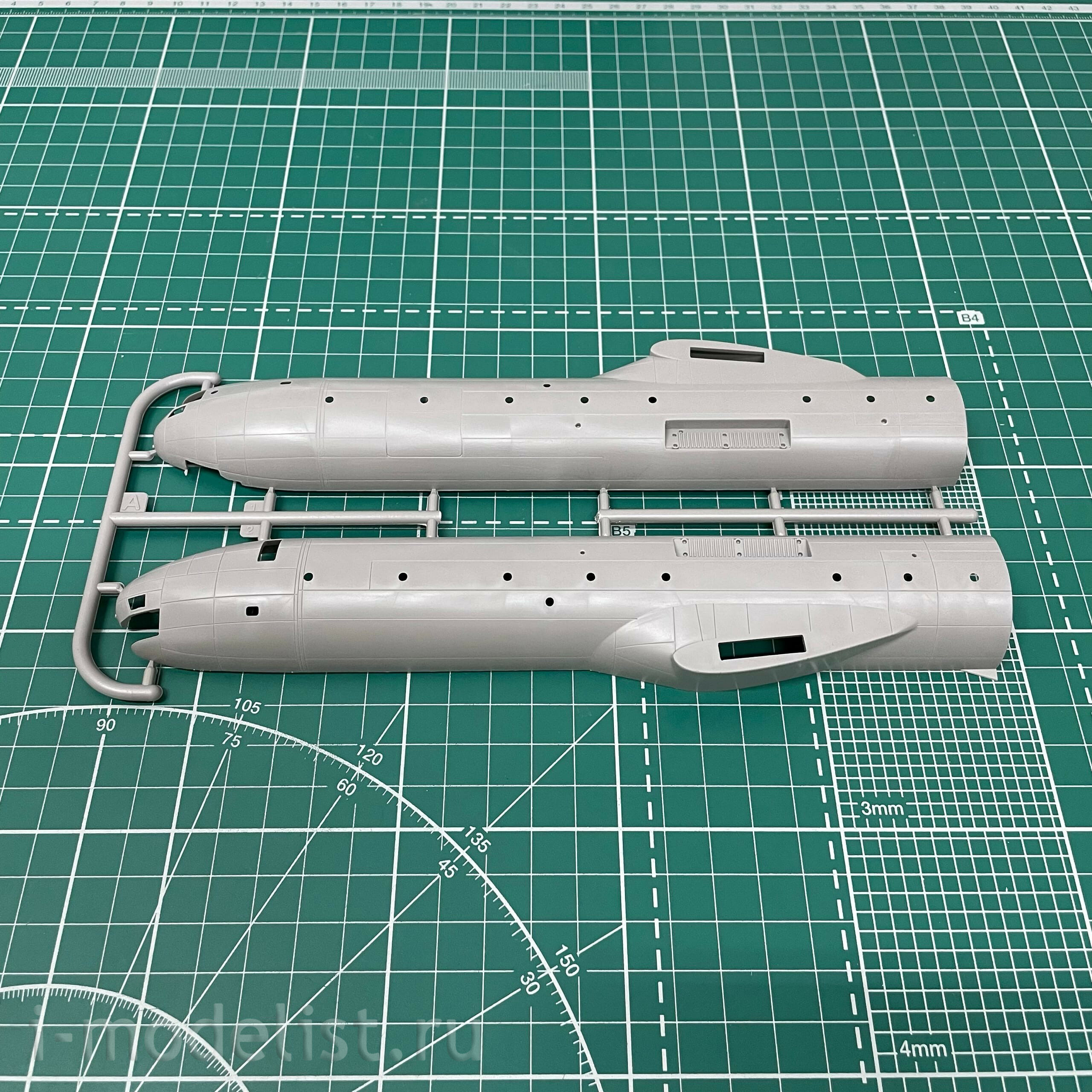 333 Roden 1/144 Douglas C-133A Cargomaster Aircraft