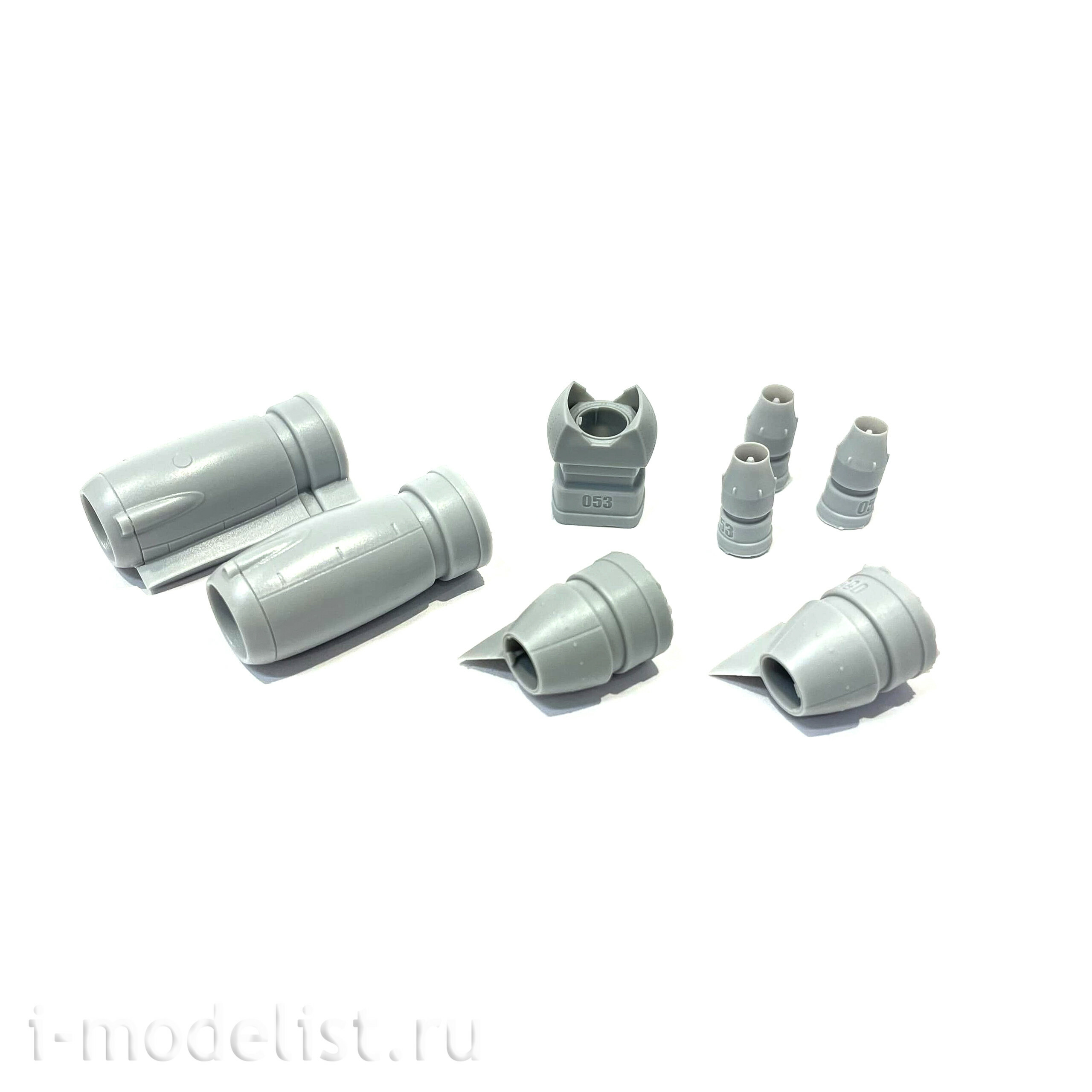 AMG72053 Amigo Models 1/72 Yakovlev-40 AI-25 engines and Reverse gear