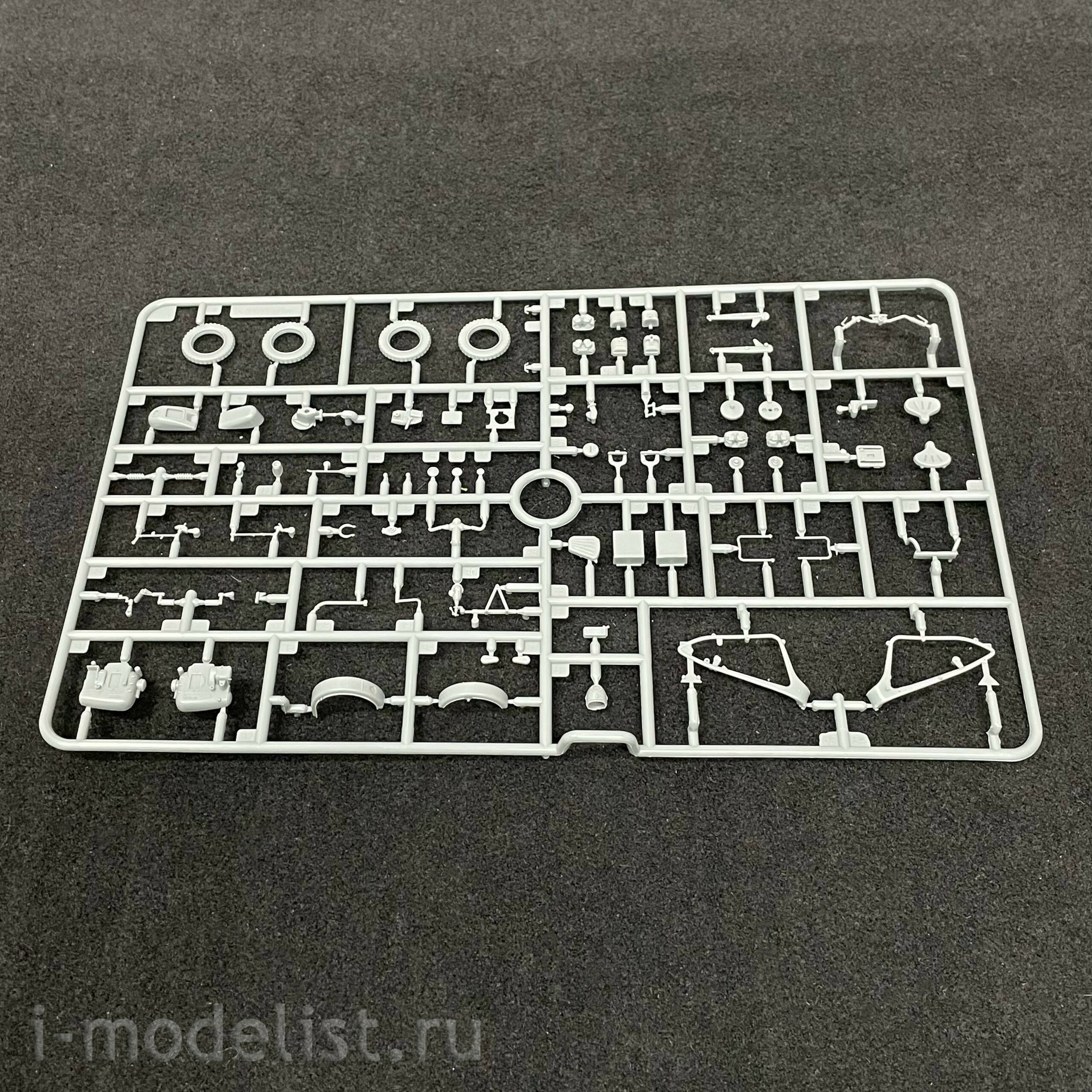 L3508 Great Wall Hobby 1/35 German motorcycle Zundapp Ks 750 with cradle and trolley trailer