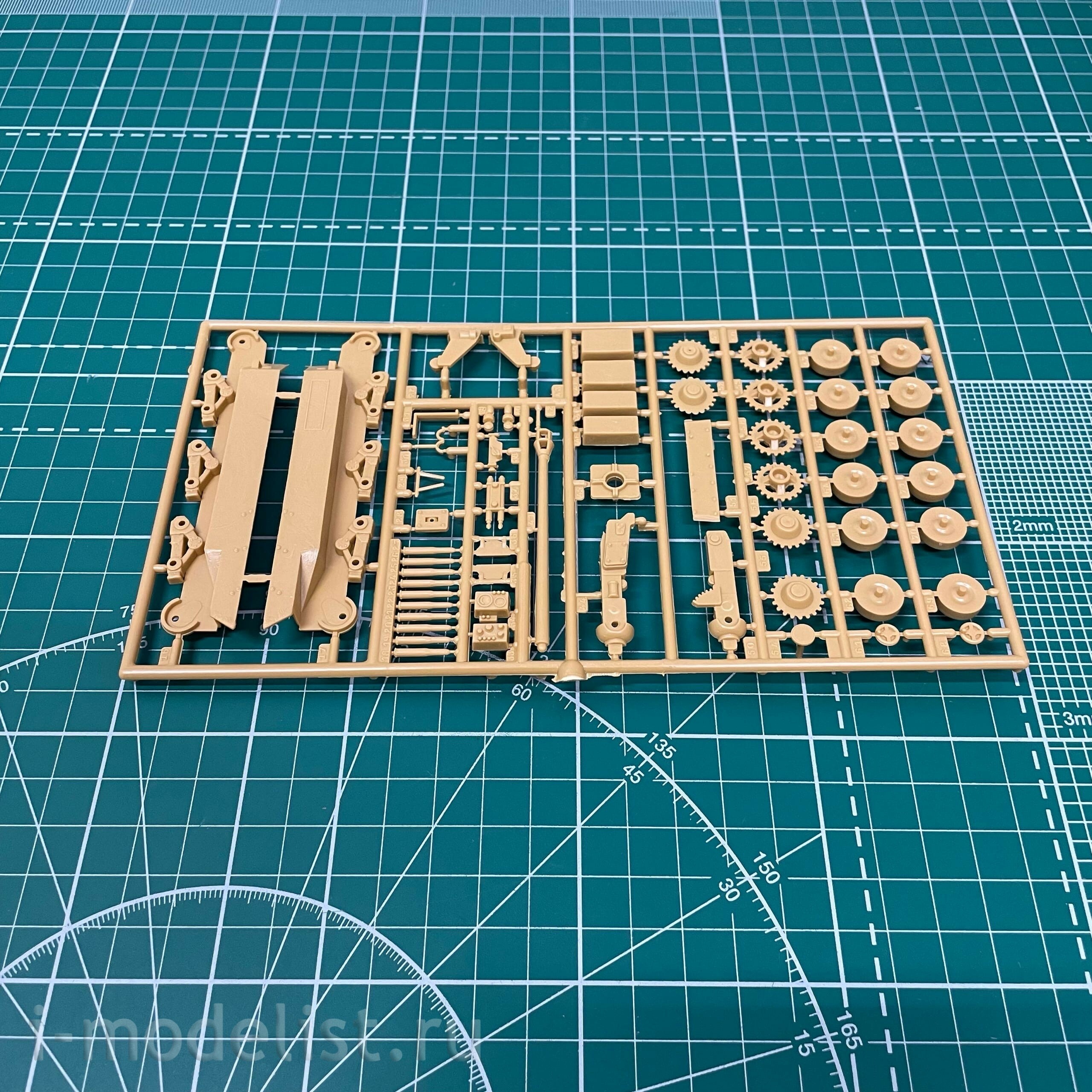 307236 Modeler 1/72 ACS German self-propelled gun ELEPHANT