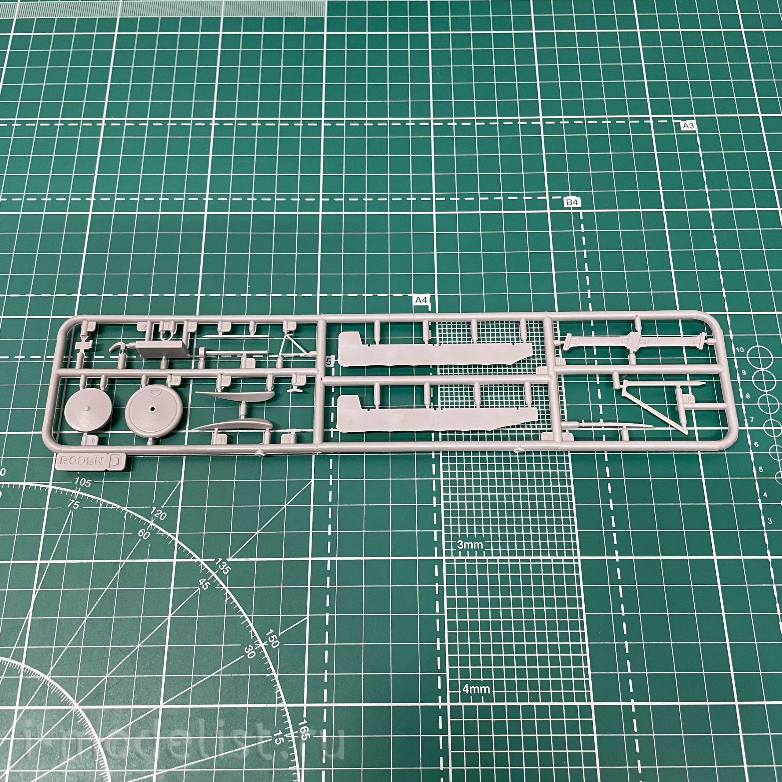 605 Roden 1/32 Fokker F. I Aircraft