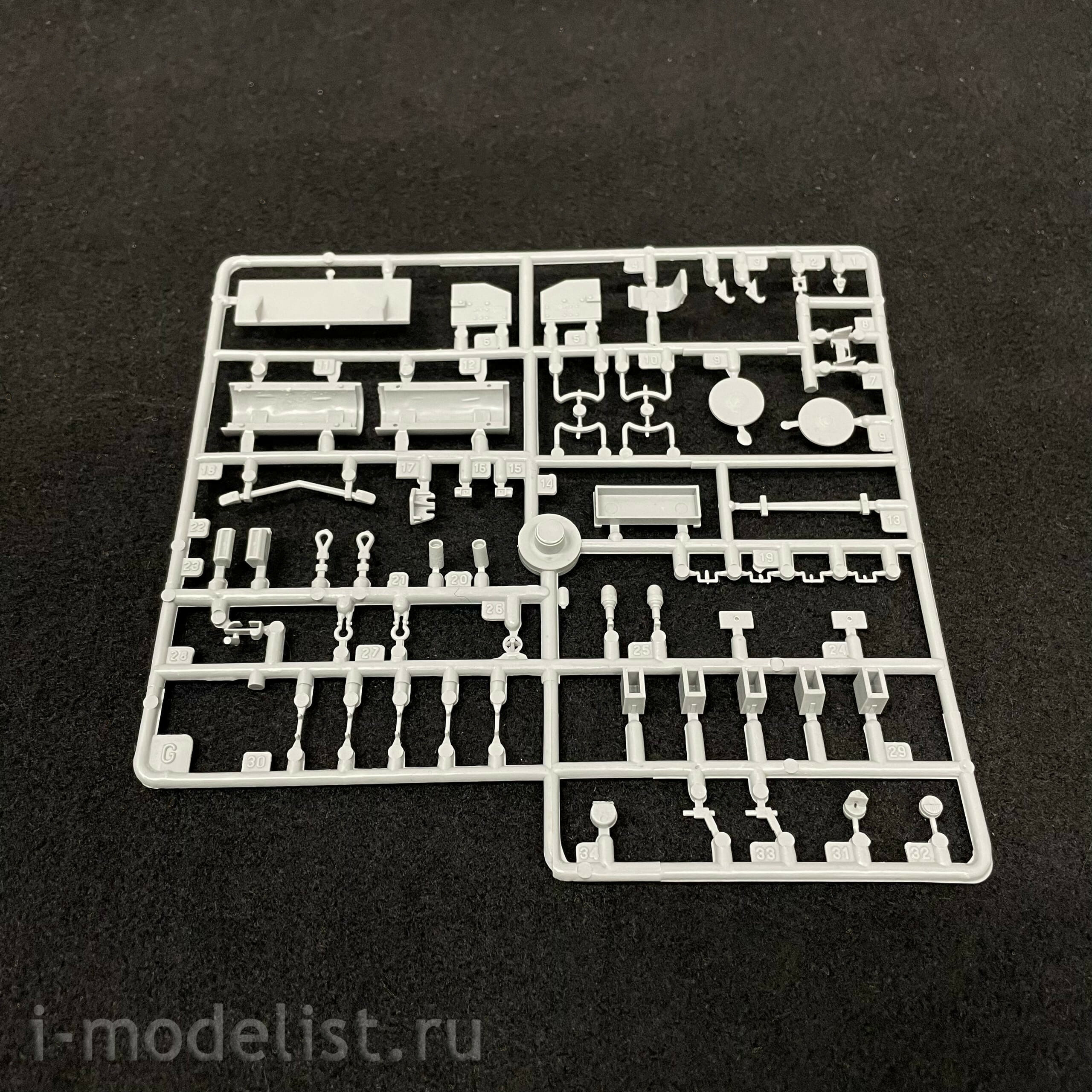 3553 Maket 1/35 English tank Valentine Xi