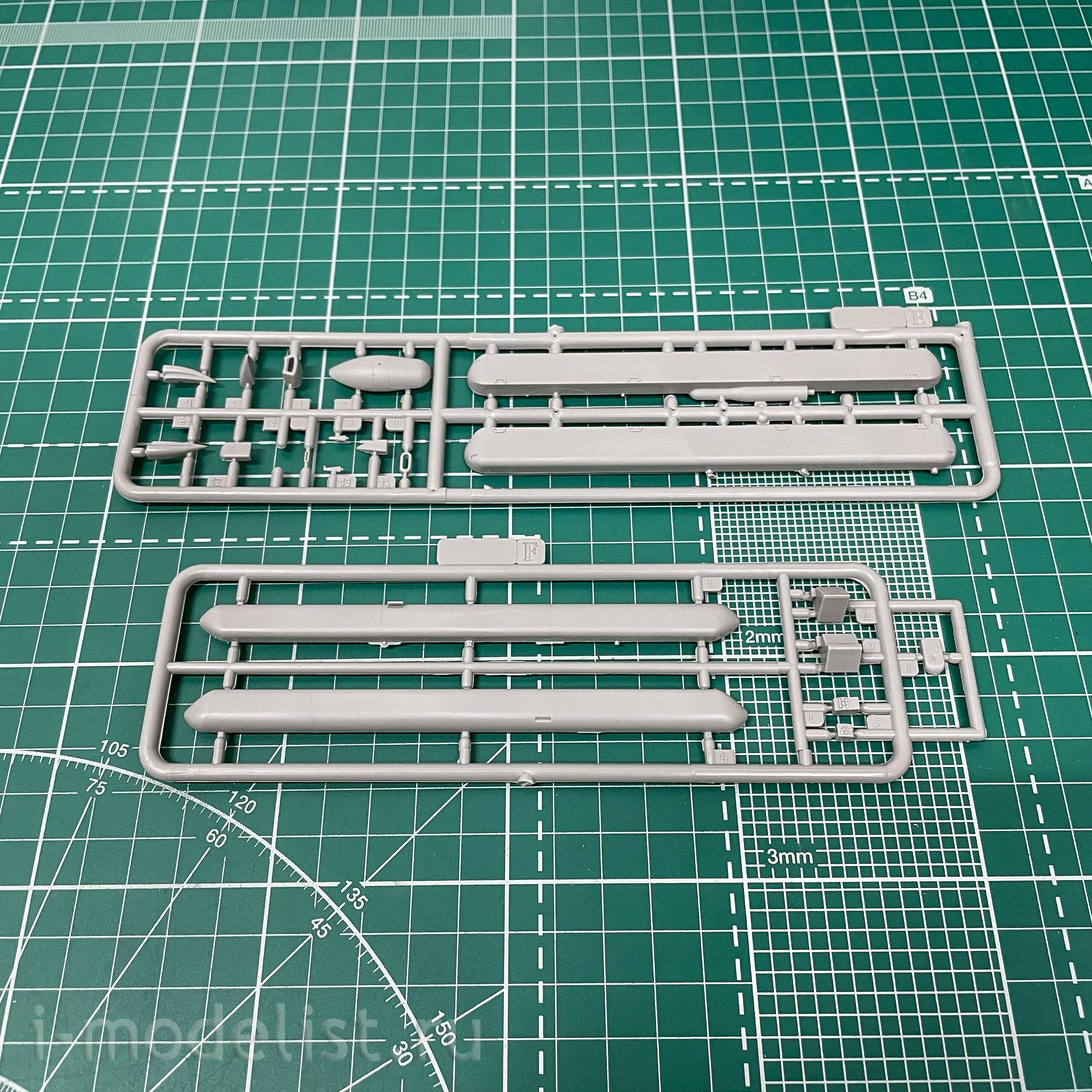 413 Roden 1/48 ov-1D Mohawk Aircraft