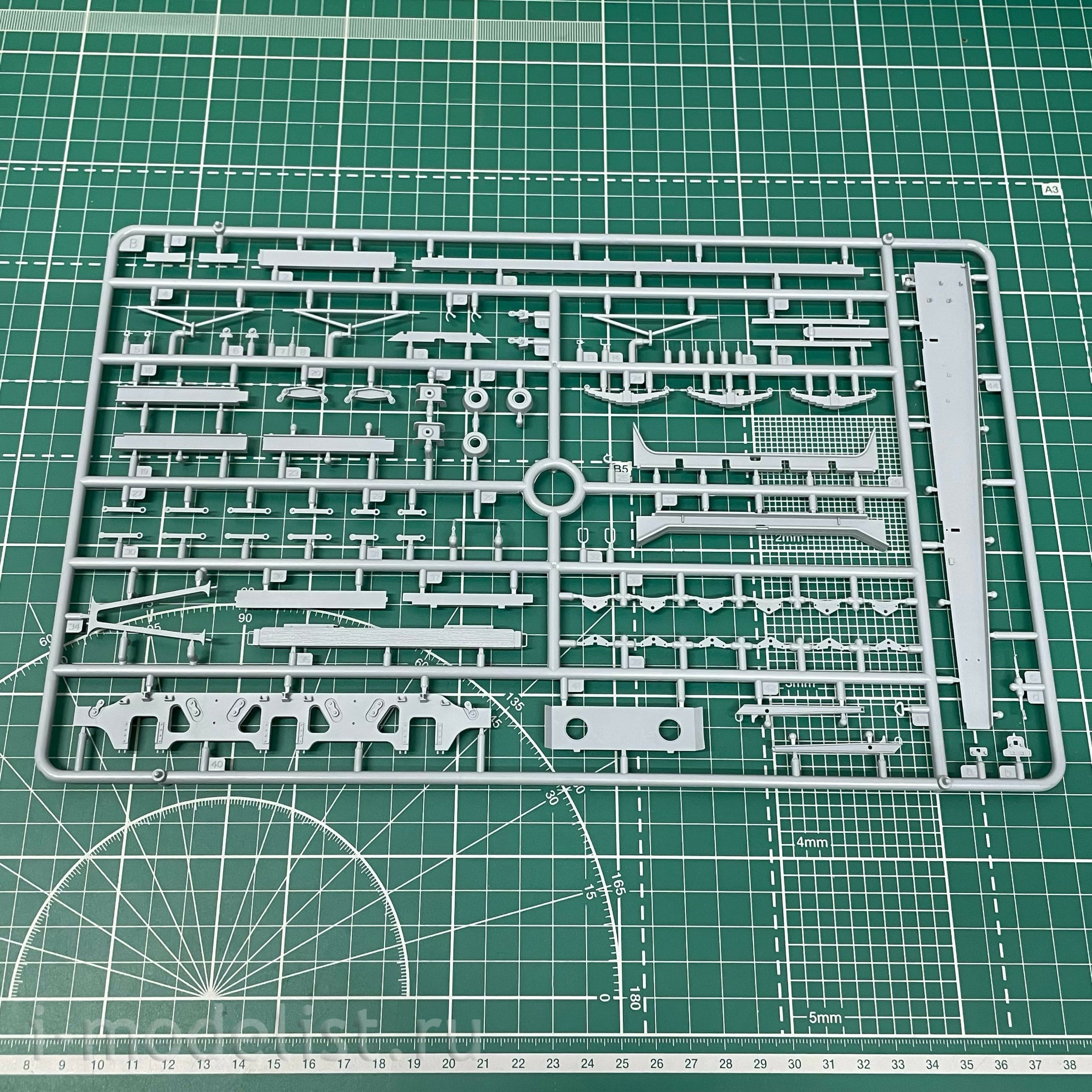 35A05 Sabre Model 1/35 German Railway platform Genuine SSyms 6-Axle 80 t