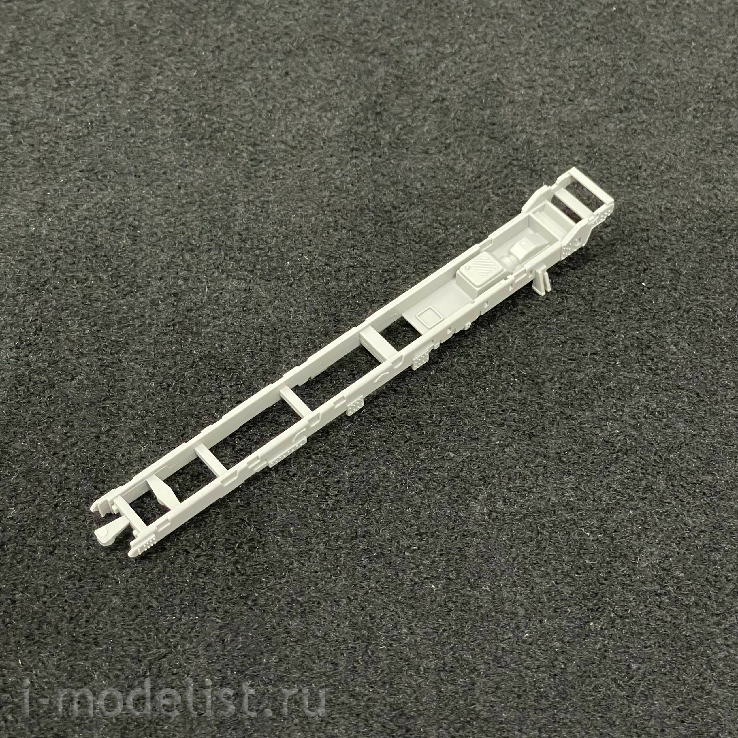 72C02 Sabre Model 1/72 M1070 TRUCK TRACTOR & M1000 HET Semi-trailer