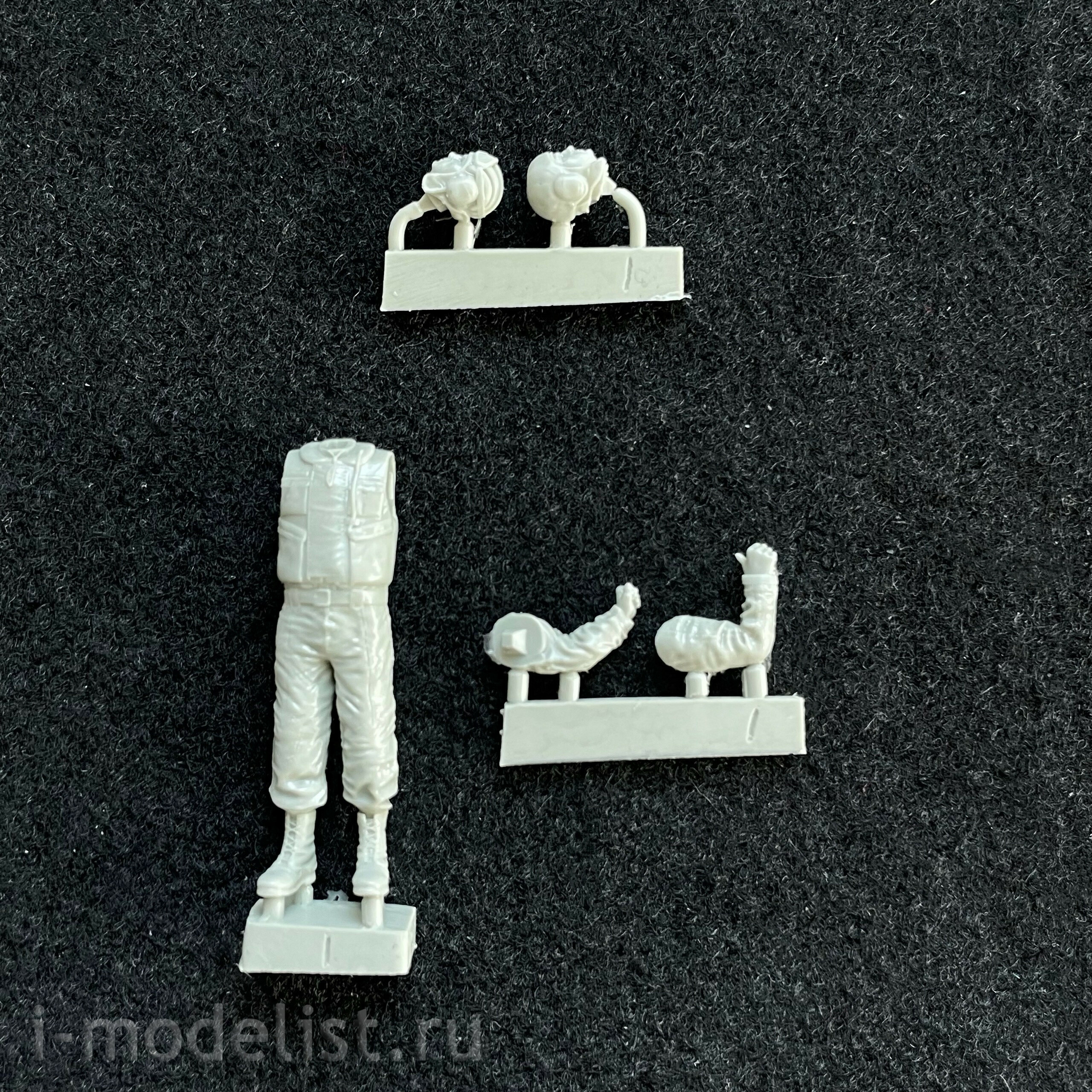 SRms35003 Sarmat Resin 1/35 BBM Crew Included 6b15 