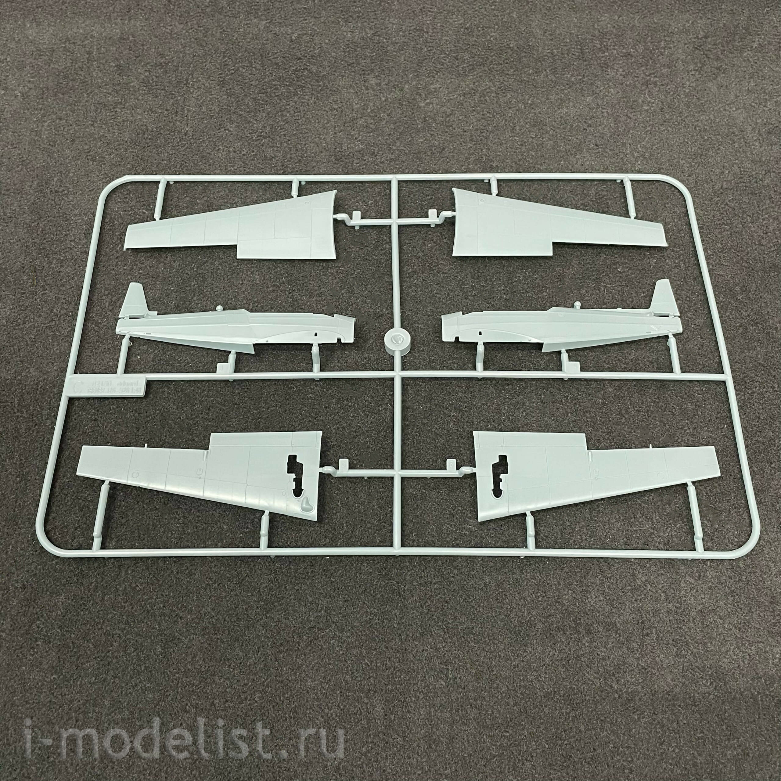 11167 Eduard 1/48 Zlín Z-326 Trenér Master aircraft, combo (2 in 1)