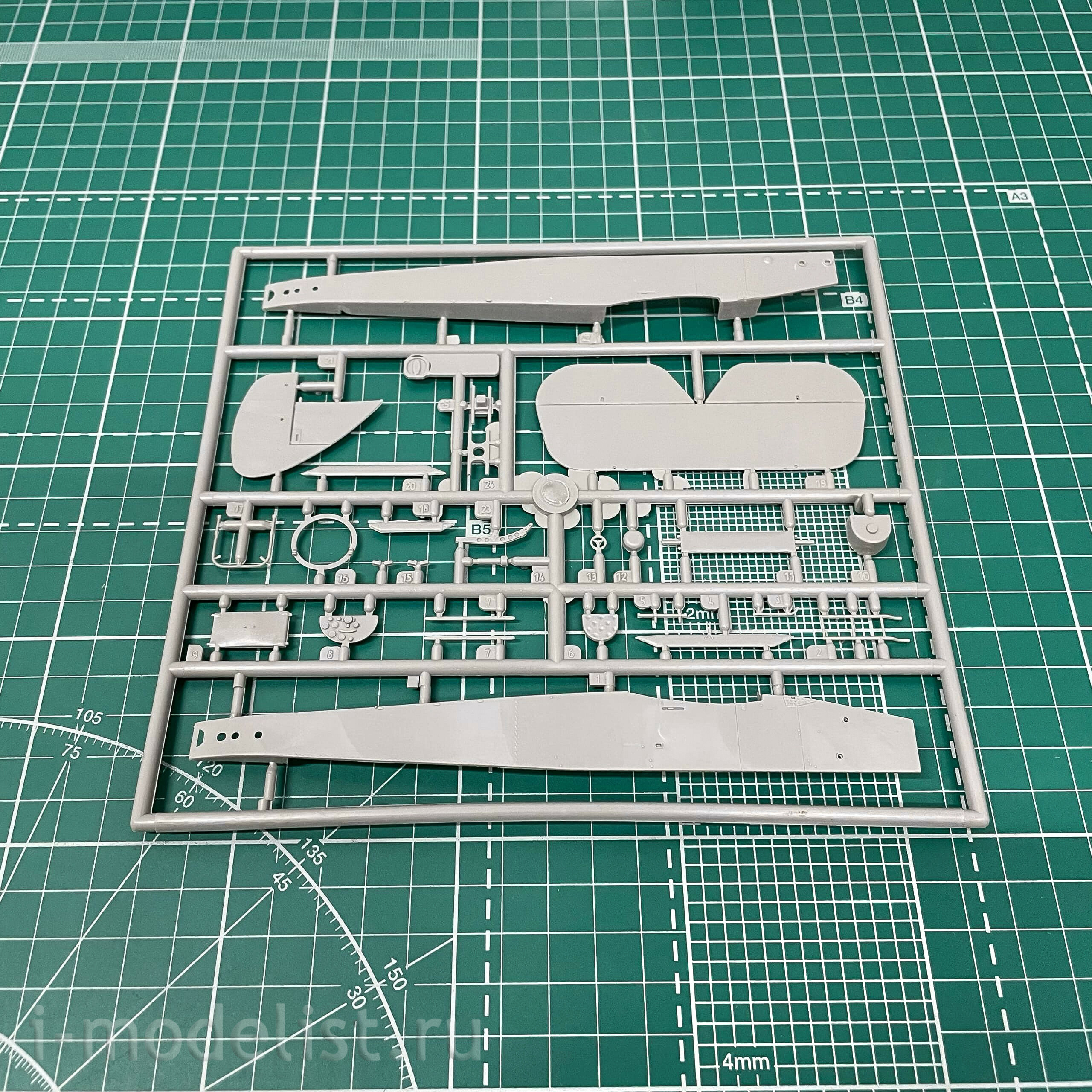 423 Roden 1/48 Airco (de Havilland) D. H. 9
