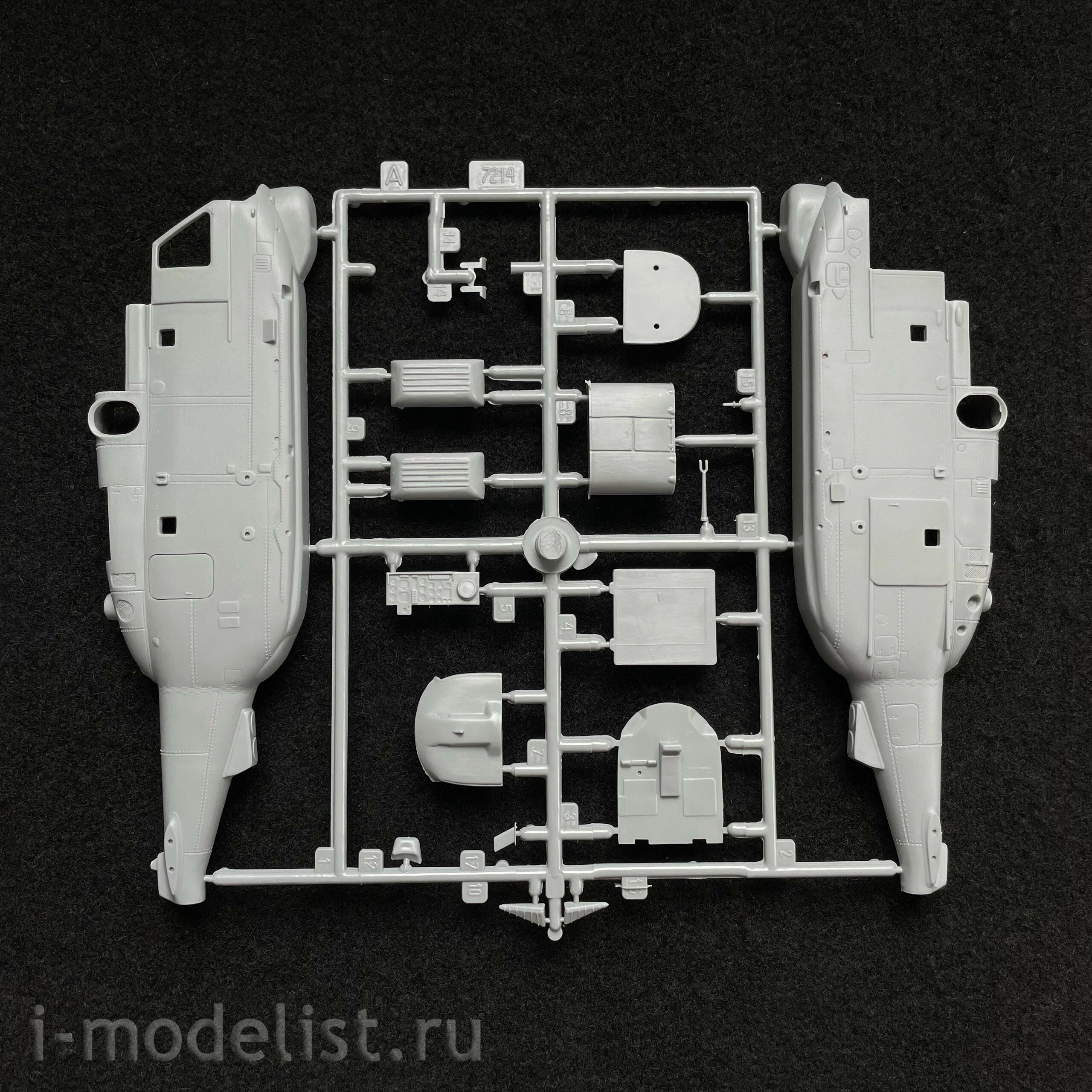 7214 Zvezda 1/72 Russian anti-submarine helicopter 