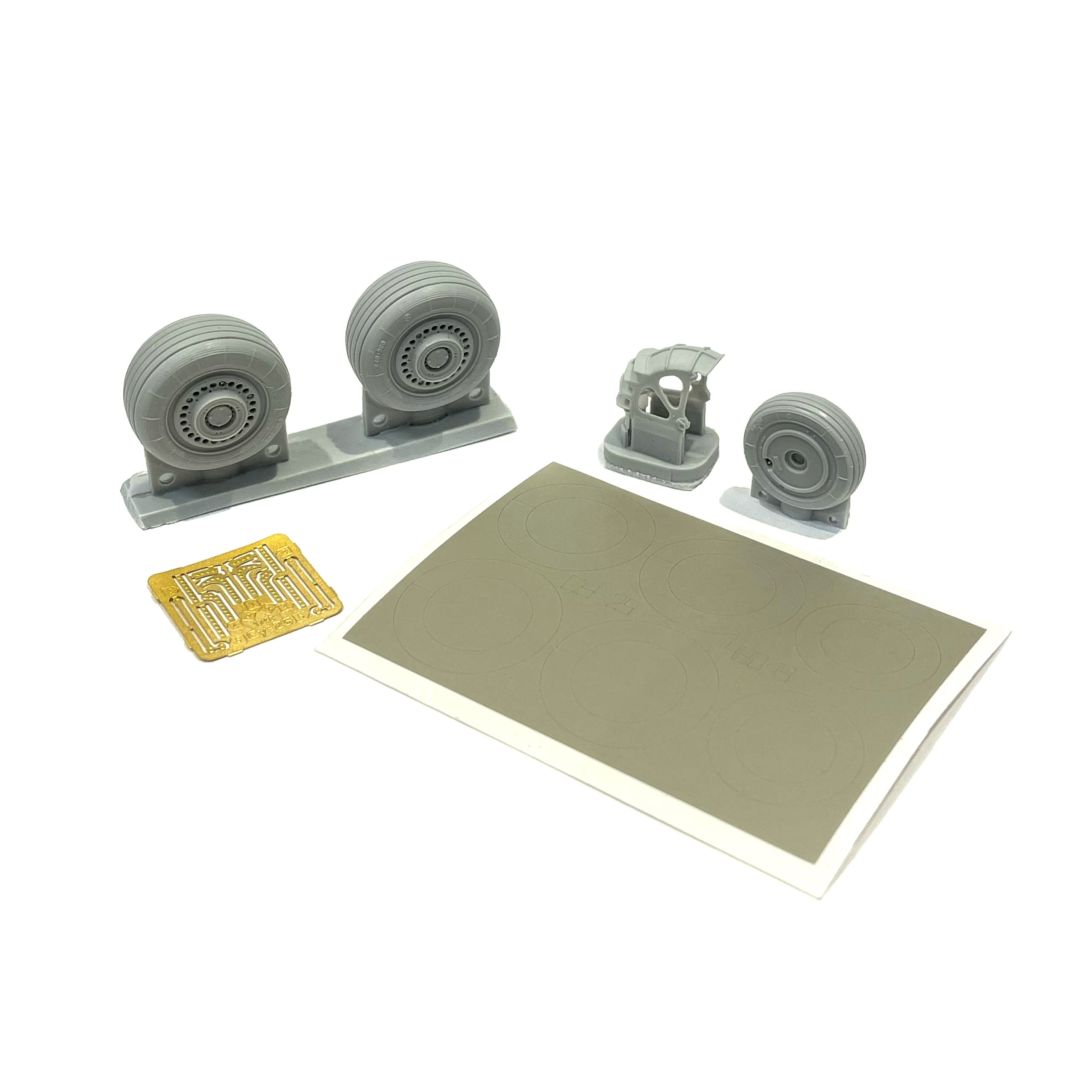 RS48019 E.V.M. 1/48 Highly detailed resin wheels for the Soviet 25 attack aircraft model of the Zvezda company with a mudguard. Additionally, the set includes photo etching details with the attachment of the mudguard to the chassis rack