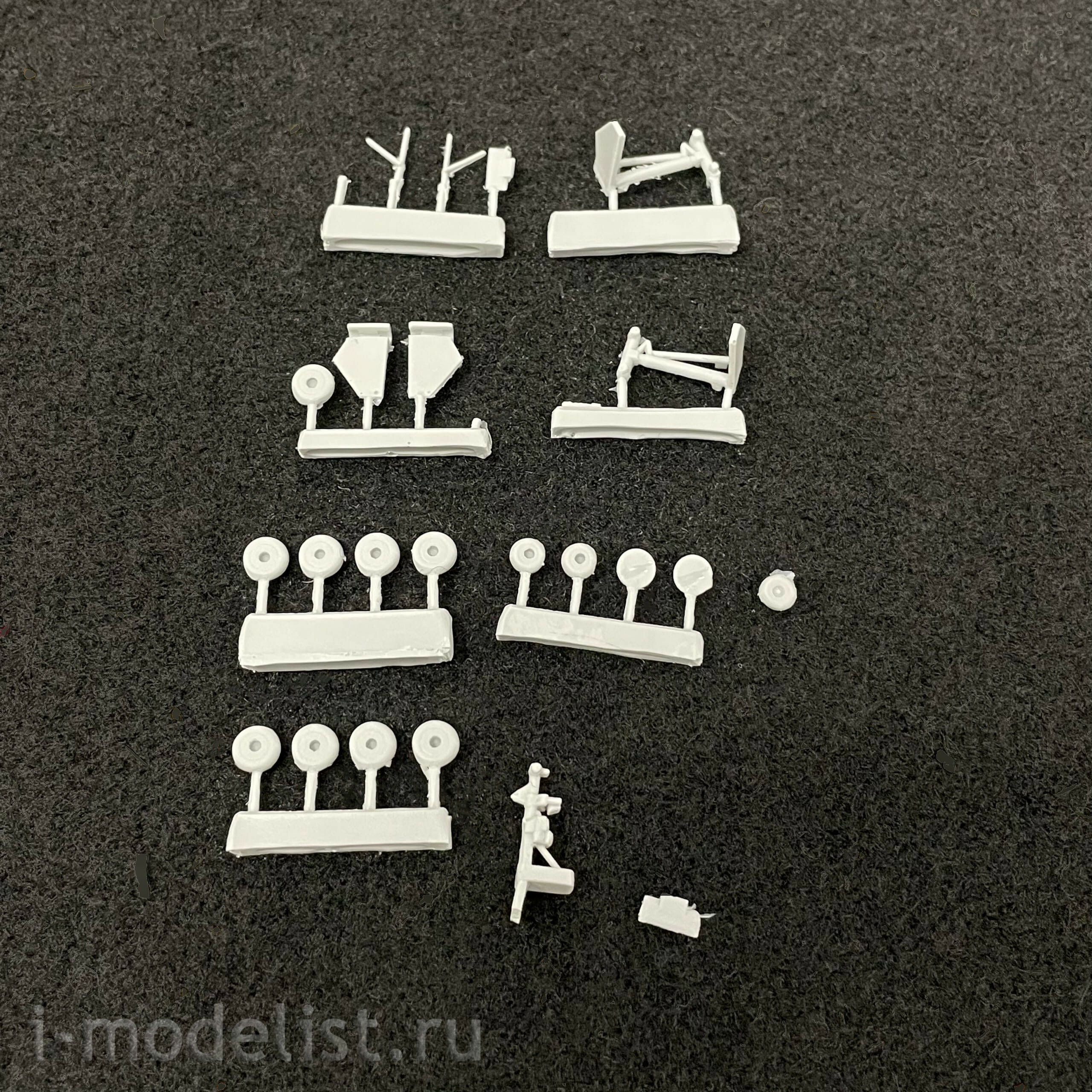200PM01 PasModels 1/200 Scale Model aircraft B 757-200
