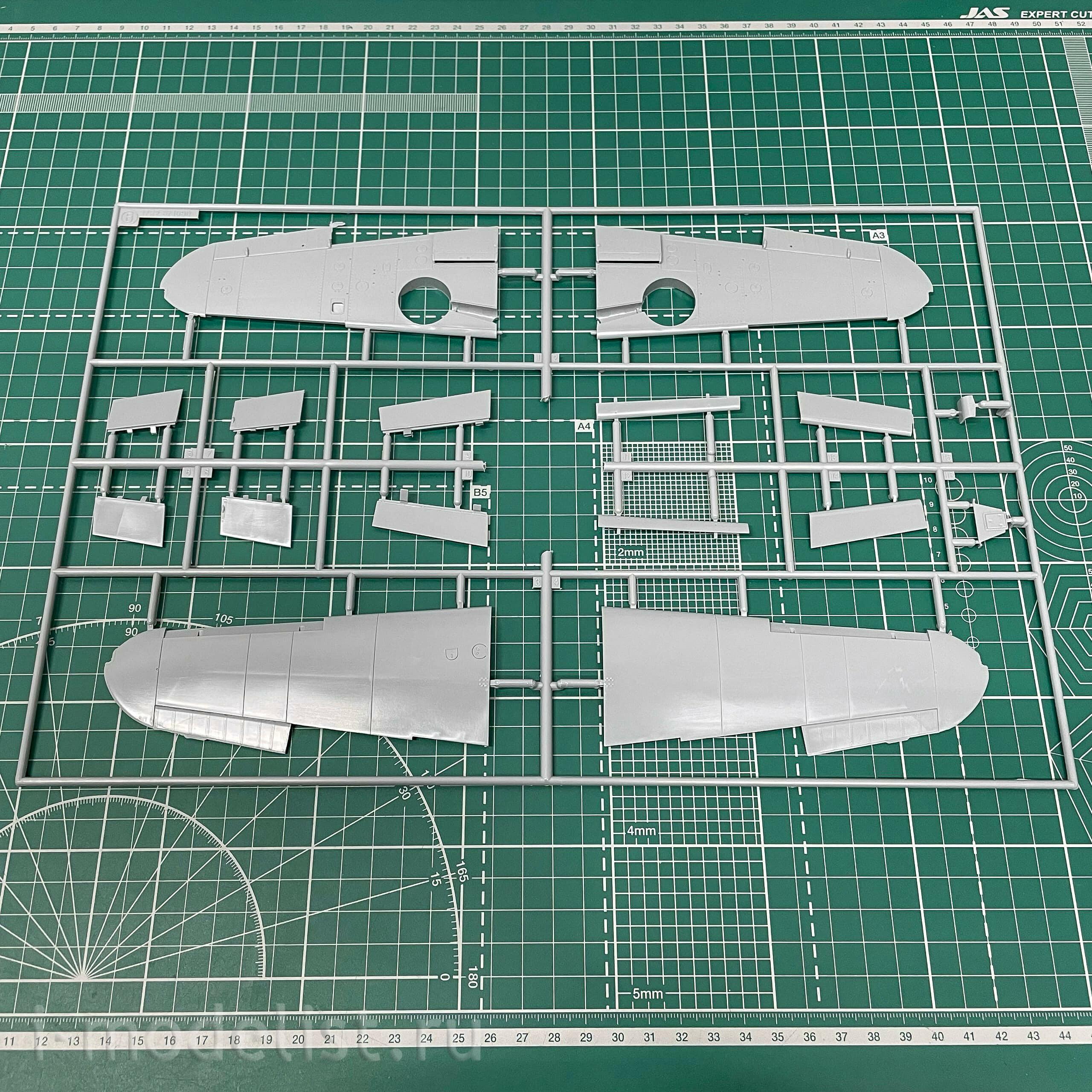 08242 Hasegawa 1/32 Messerschmitt Bf 109G-6 