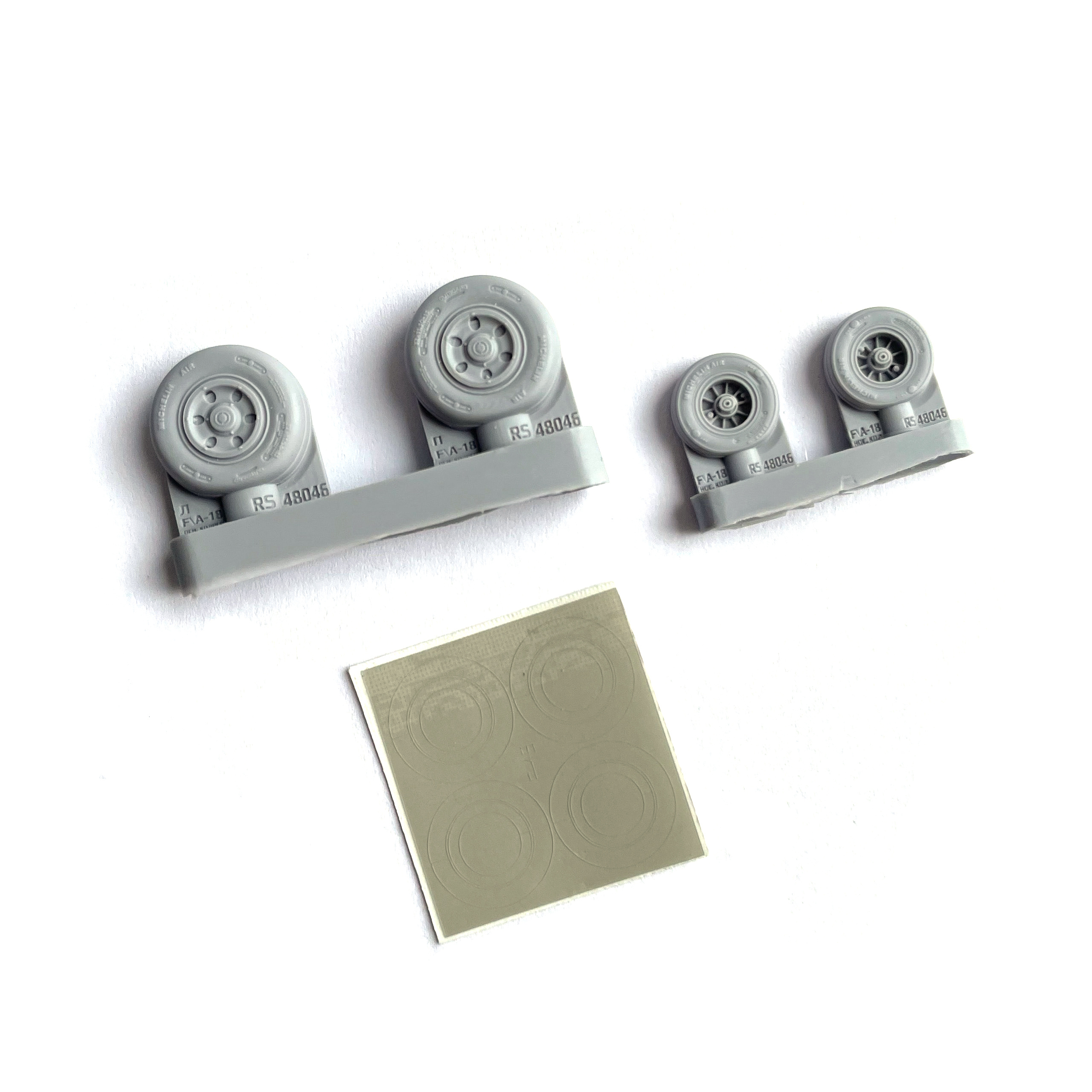 RS48046 E.V.M. 1/48 Wheels Chassis for F/A-18 Super Hornet