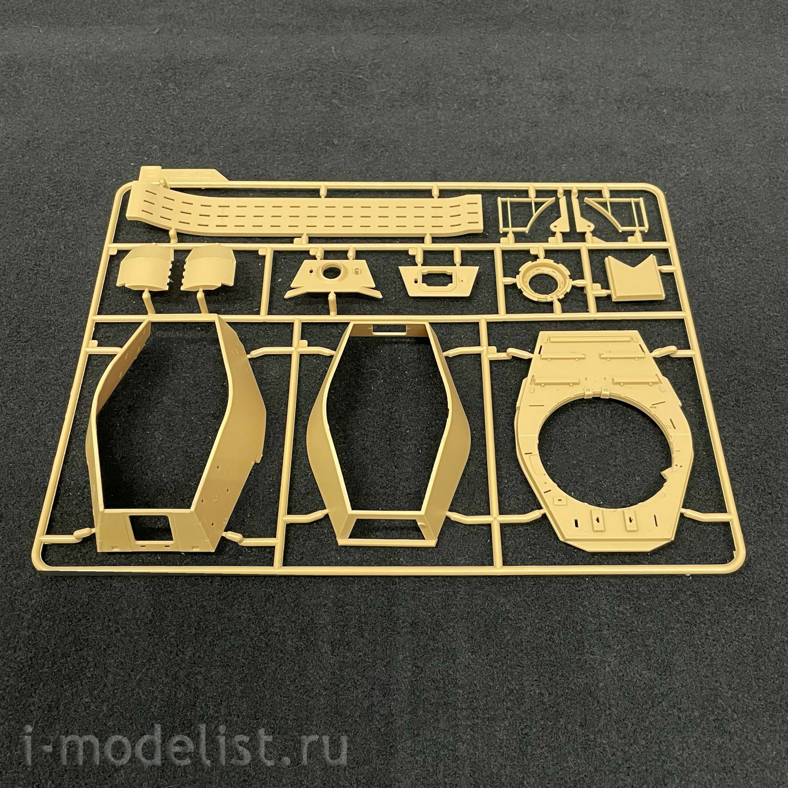 TS-031 Meng 1/35 German Heavy Tank Sd.Kfz.182 King Tiger (Henschel Turret)
