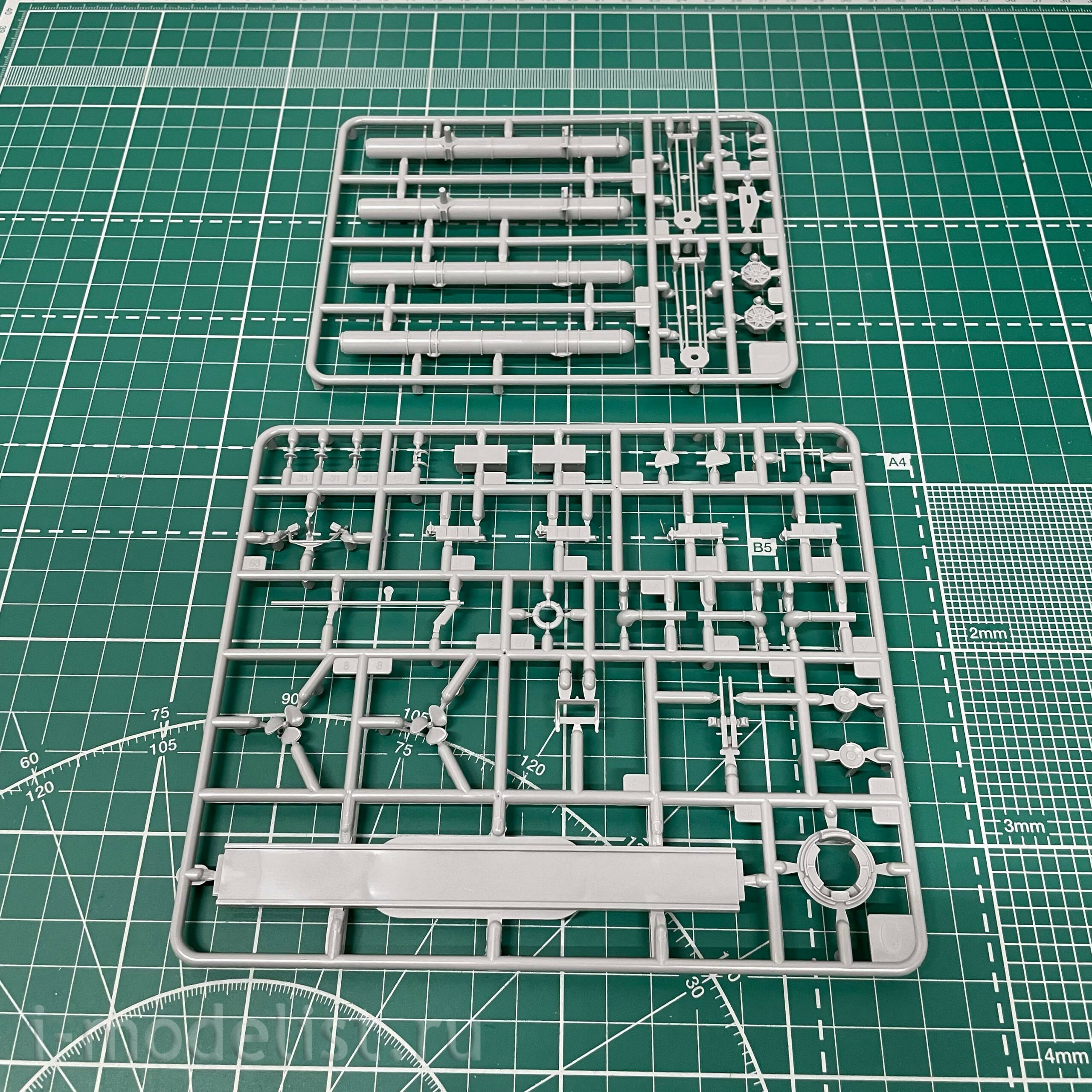 05147 Revell 1/72 Torpedo boat PT-109