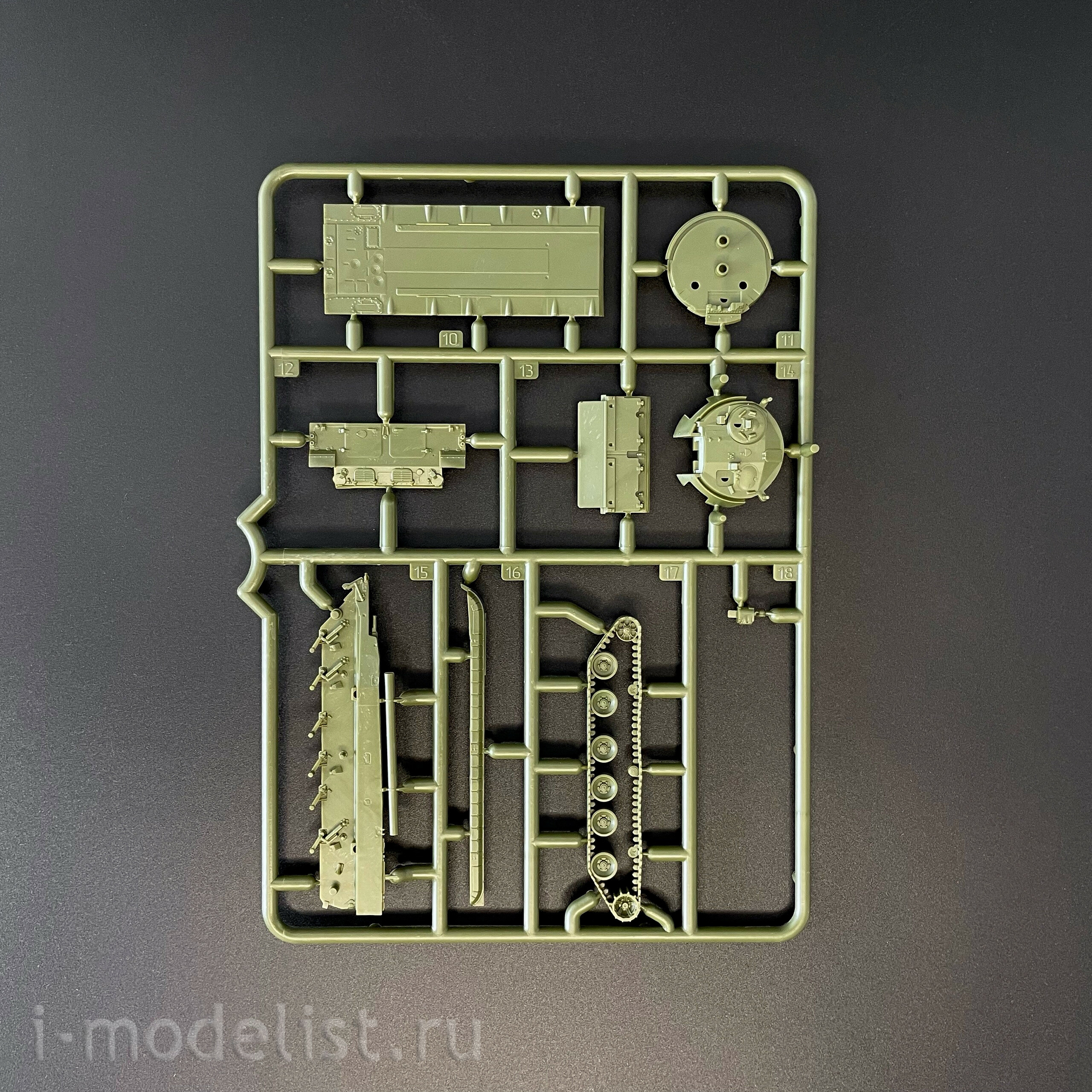 7427 Zvezda 1/100 Российская боевая машина пехfromы БМП-3