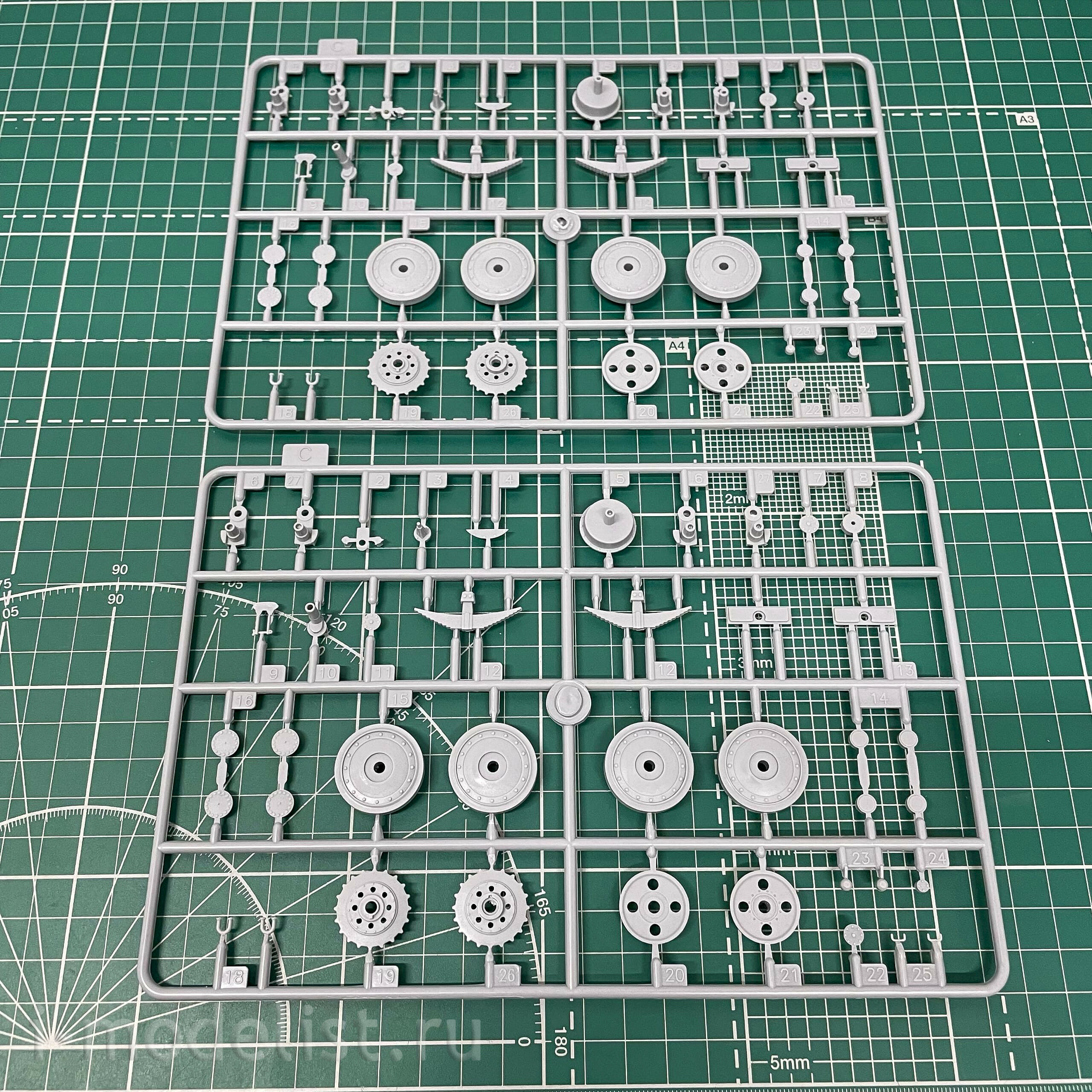 35A019 Amusing Hobby 1/35 Pz.Kpfw.38D