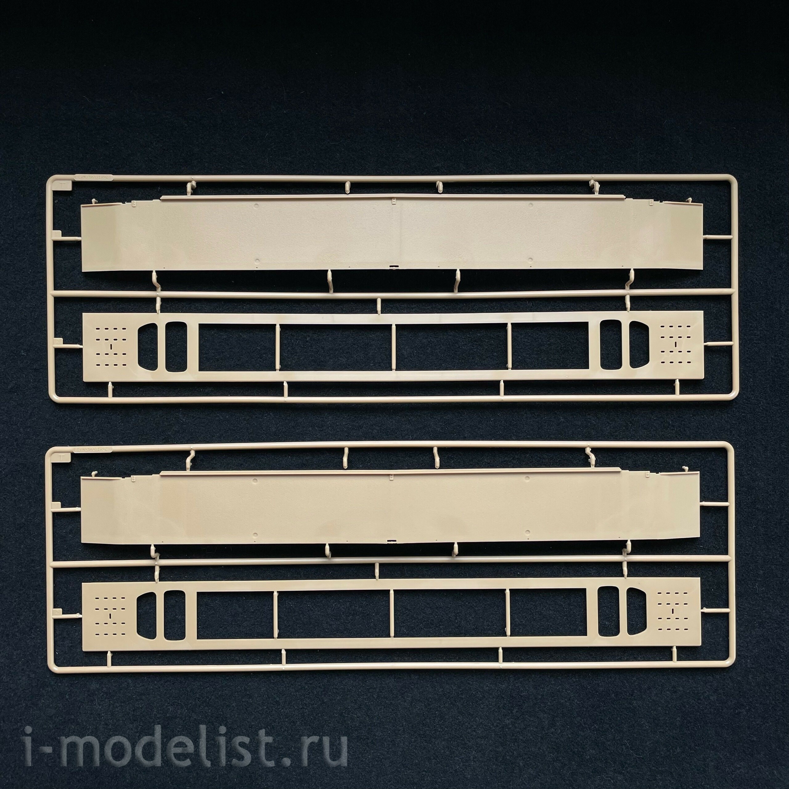 84570 HobbyBoss 1/35 German bridge laying machine IGUANA PSB-2-14(m)