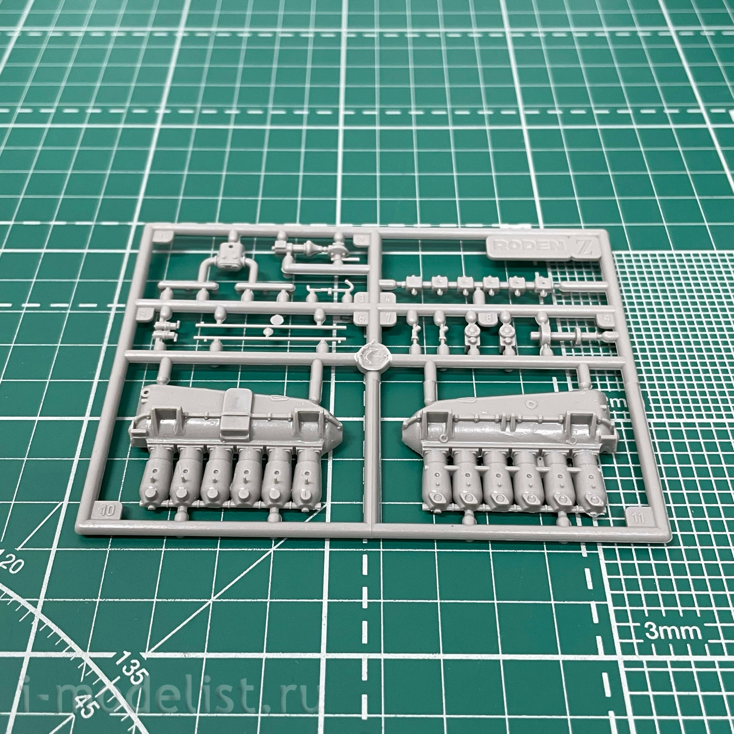 606 Roden 1/32 Albatros D. III Aircraft