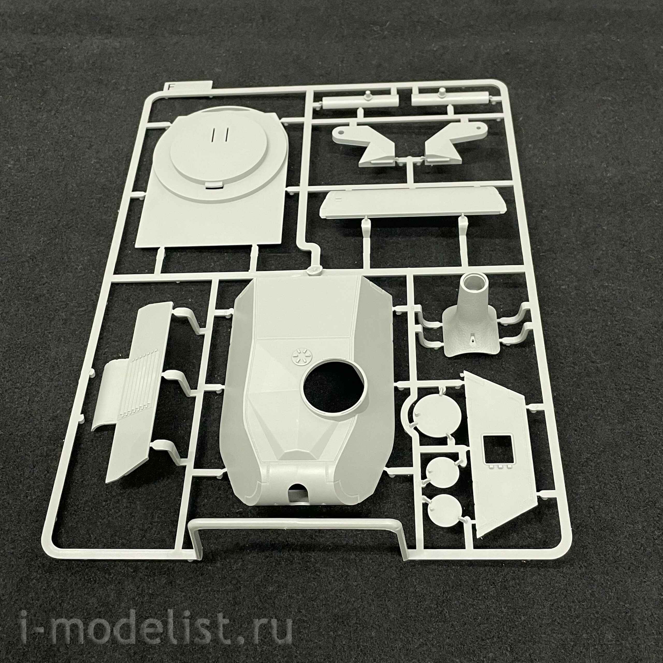 2156 Takom 1/35 Tank VK 100.01 (p) Mammut (2in1)