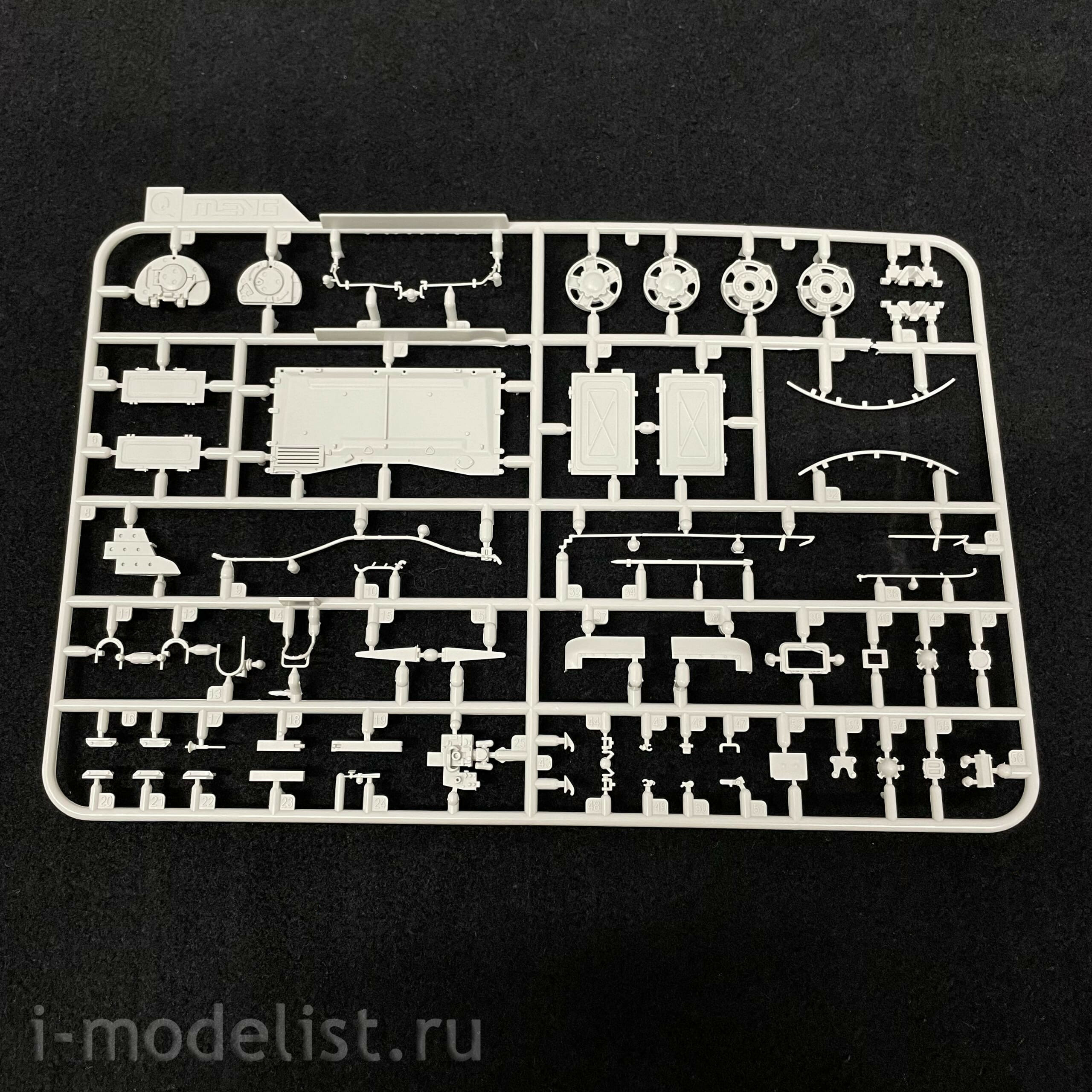 TS-053 Meng 1/35 Russian T-72B3M main battle Tank with KMT-8 minesweeper (licensed by UVZ)
