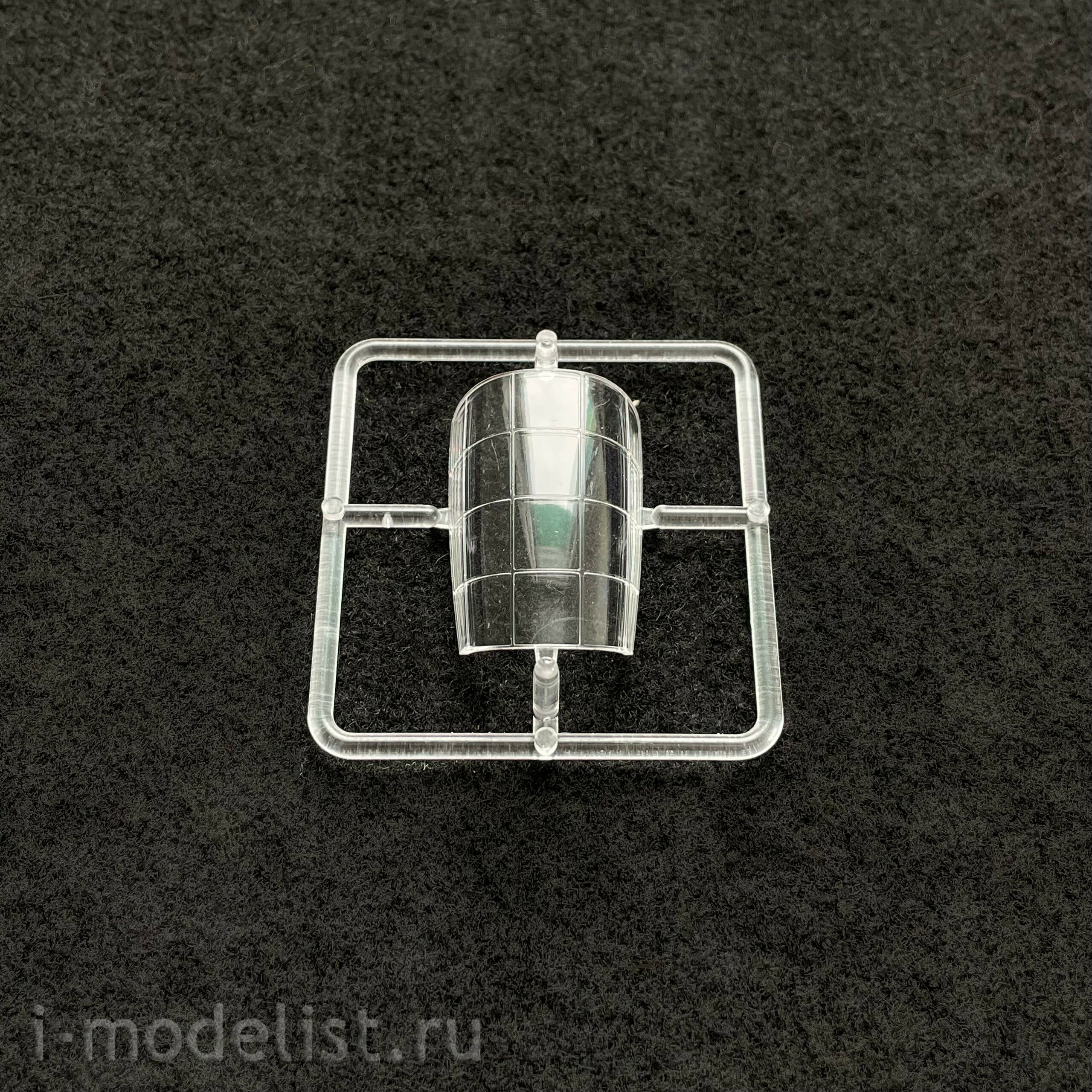 UA48010 Modelcollect 1/48 