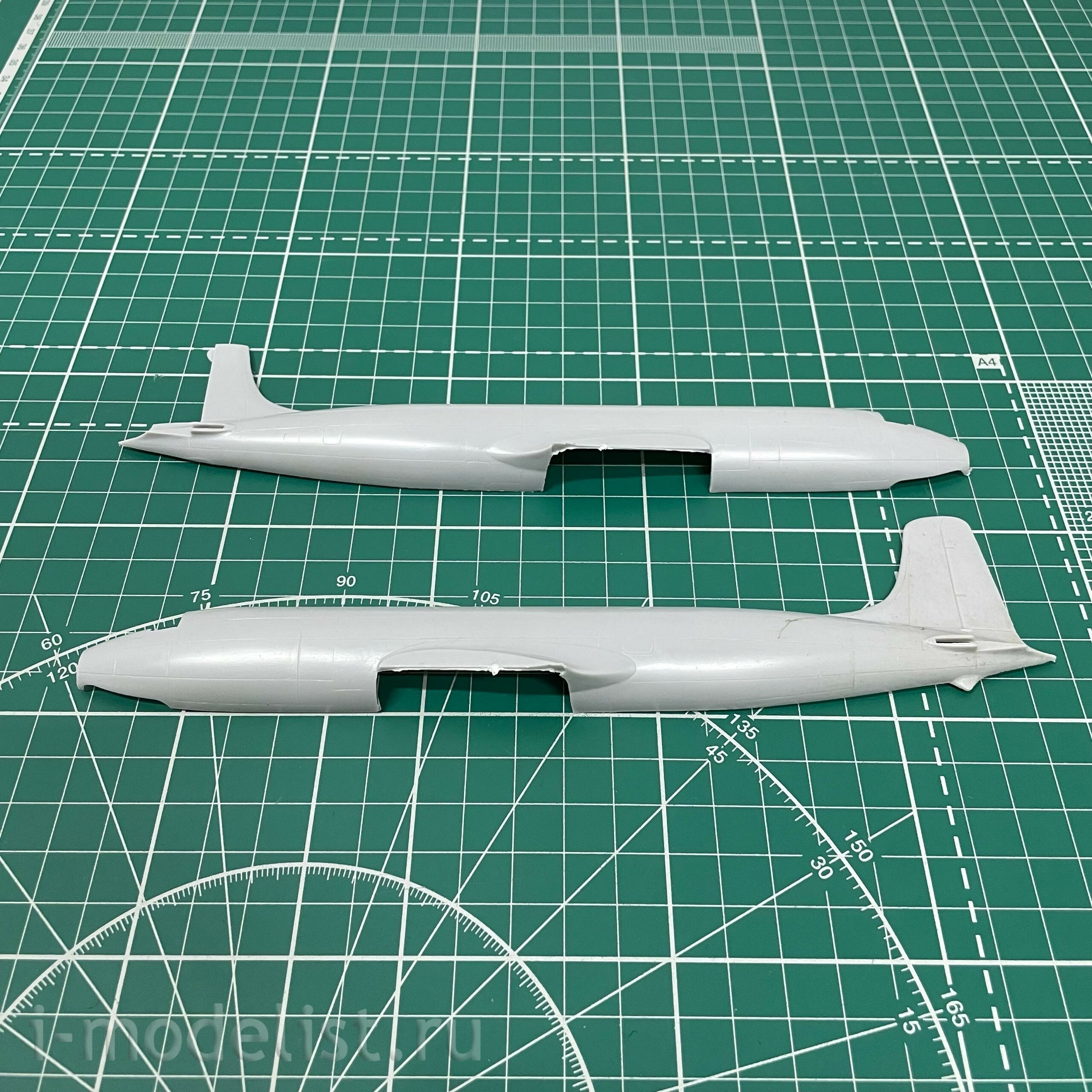 304 Roden 1/144 Passenger aircraft DC-6, Delta Airlines