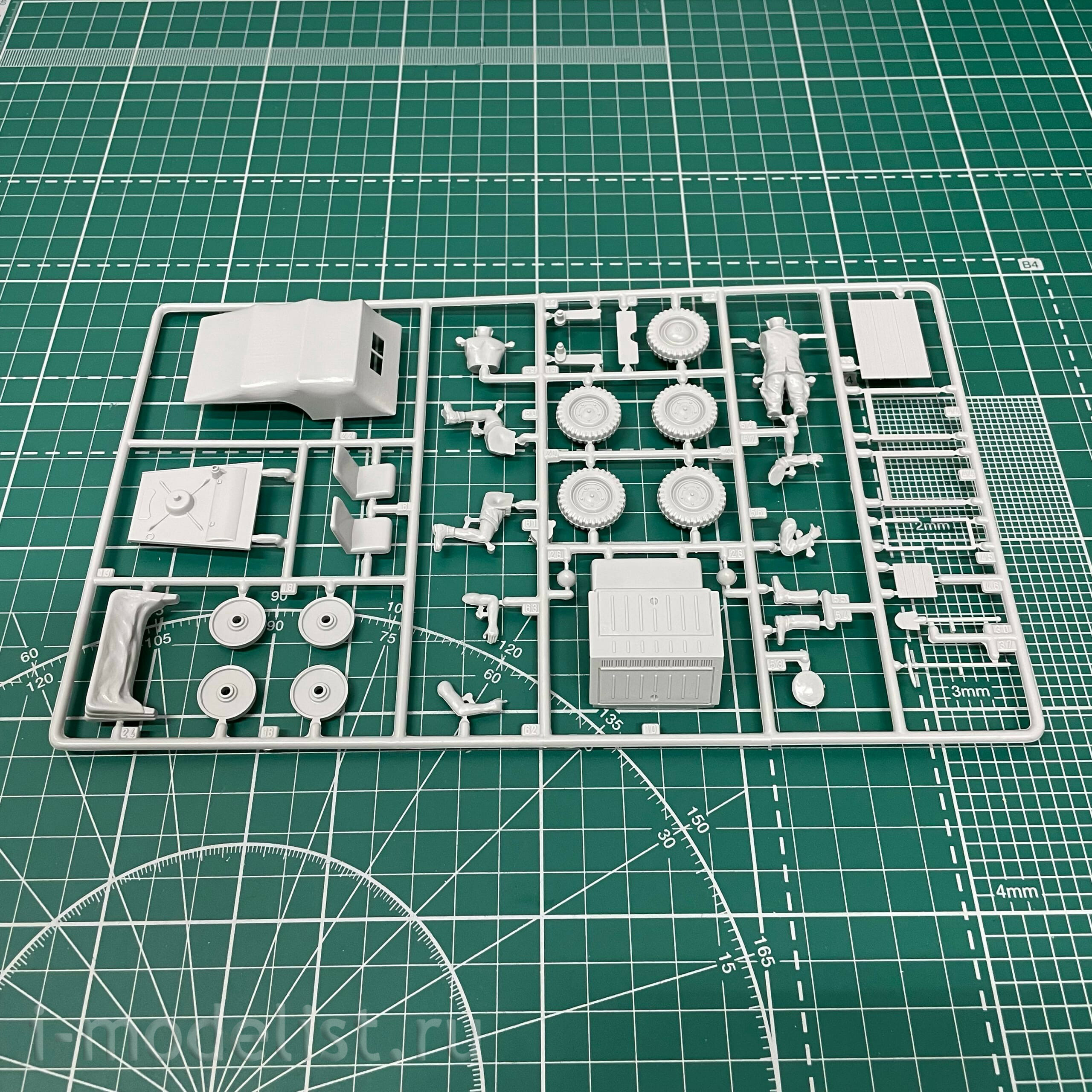 03253 Revell 1/35 German all-terrain vehicle 