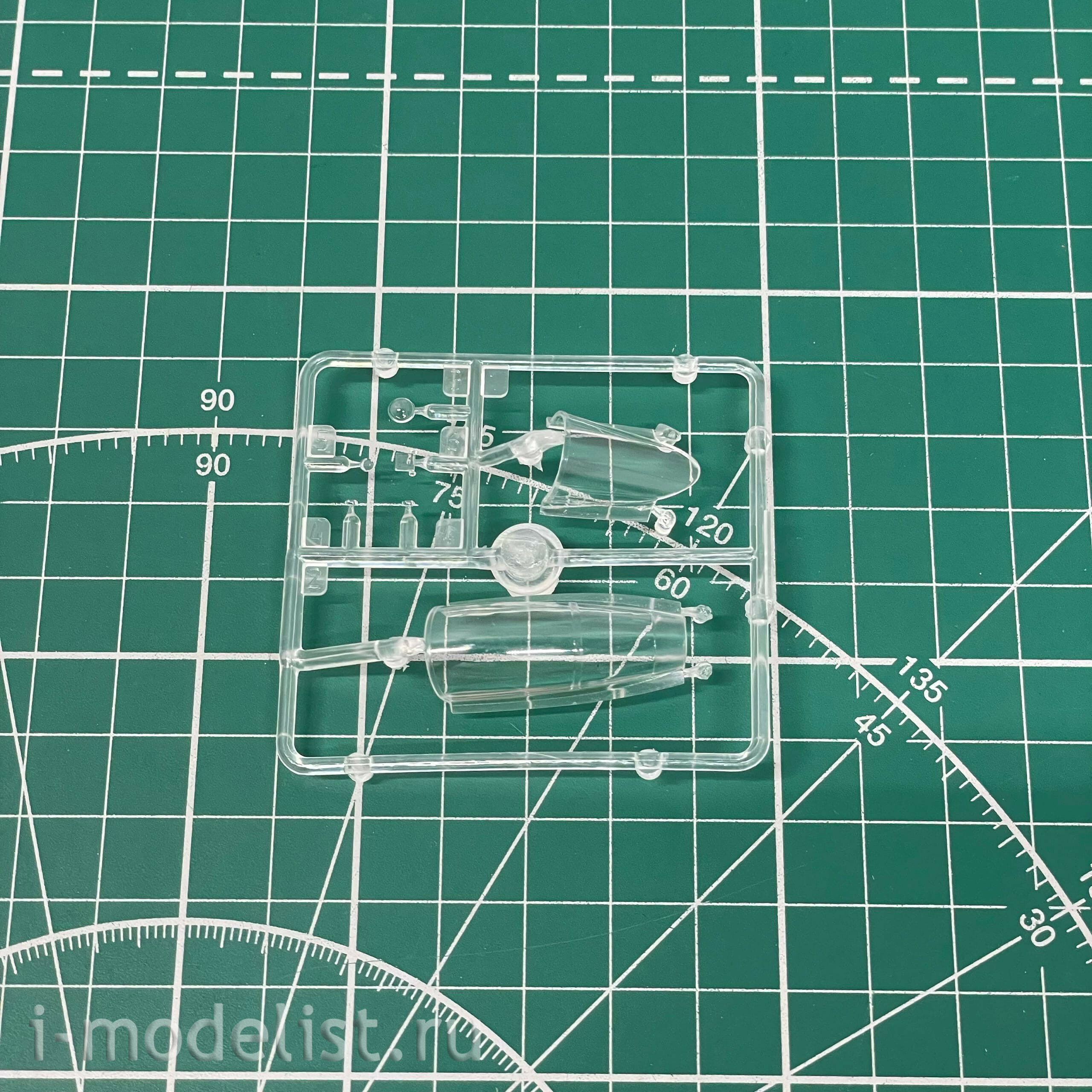 7295П Zvezda 1/72 Подарочный набор: Российский многоцелевой истребитель завоевания превосходства в воздухе Су-27СМ