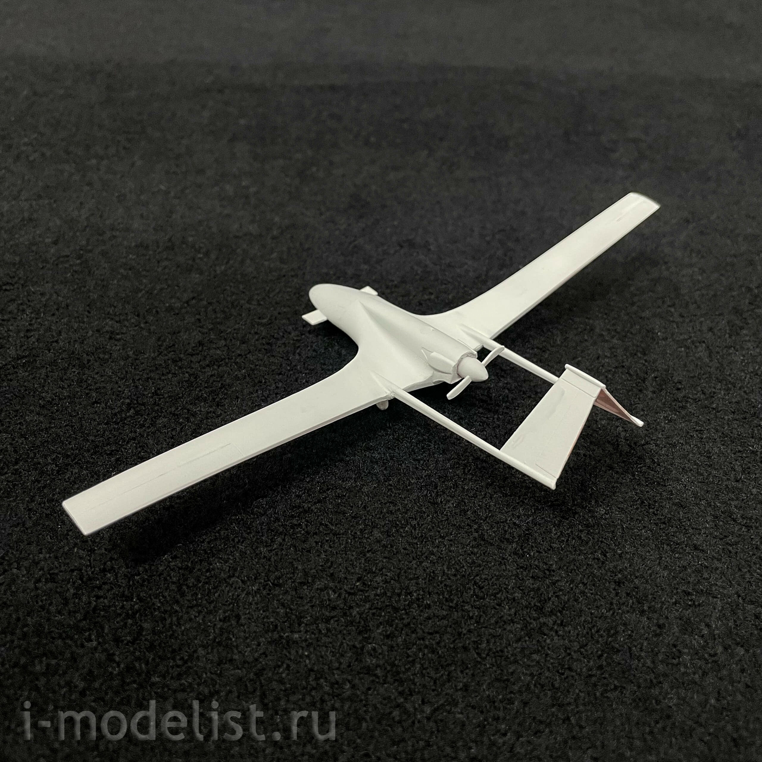 DVC72001 DVC 1/72 UAV - Bayraktar