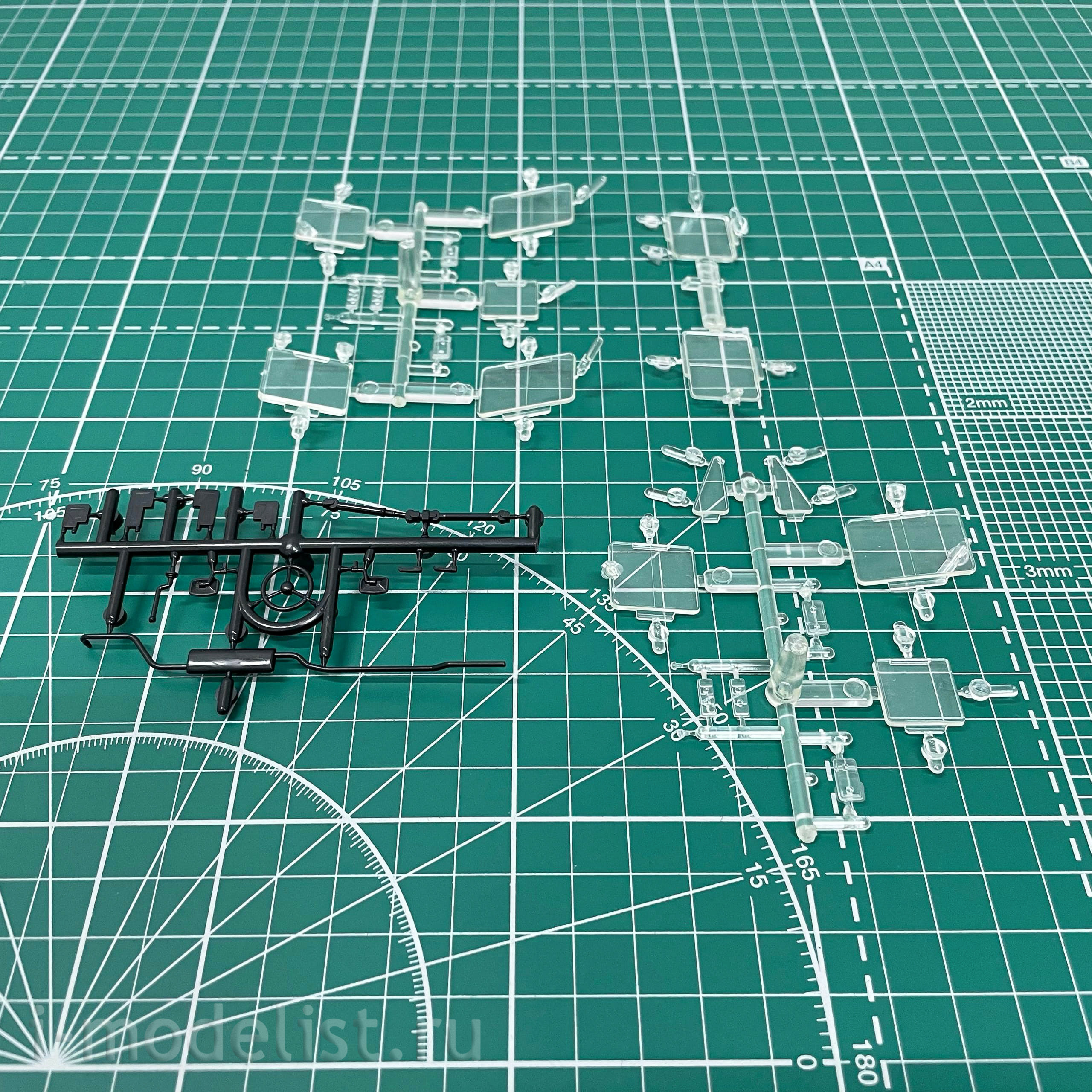 1516AVD AVD Models 1/43 Van ERAZ-3218
