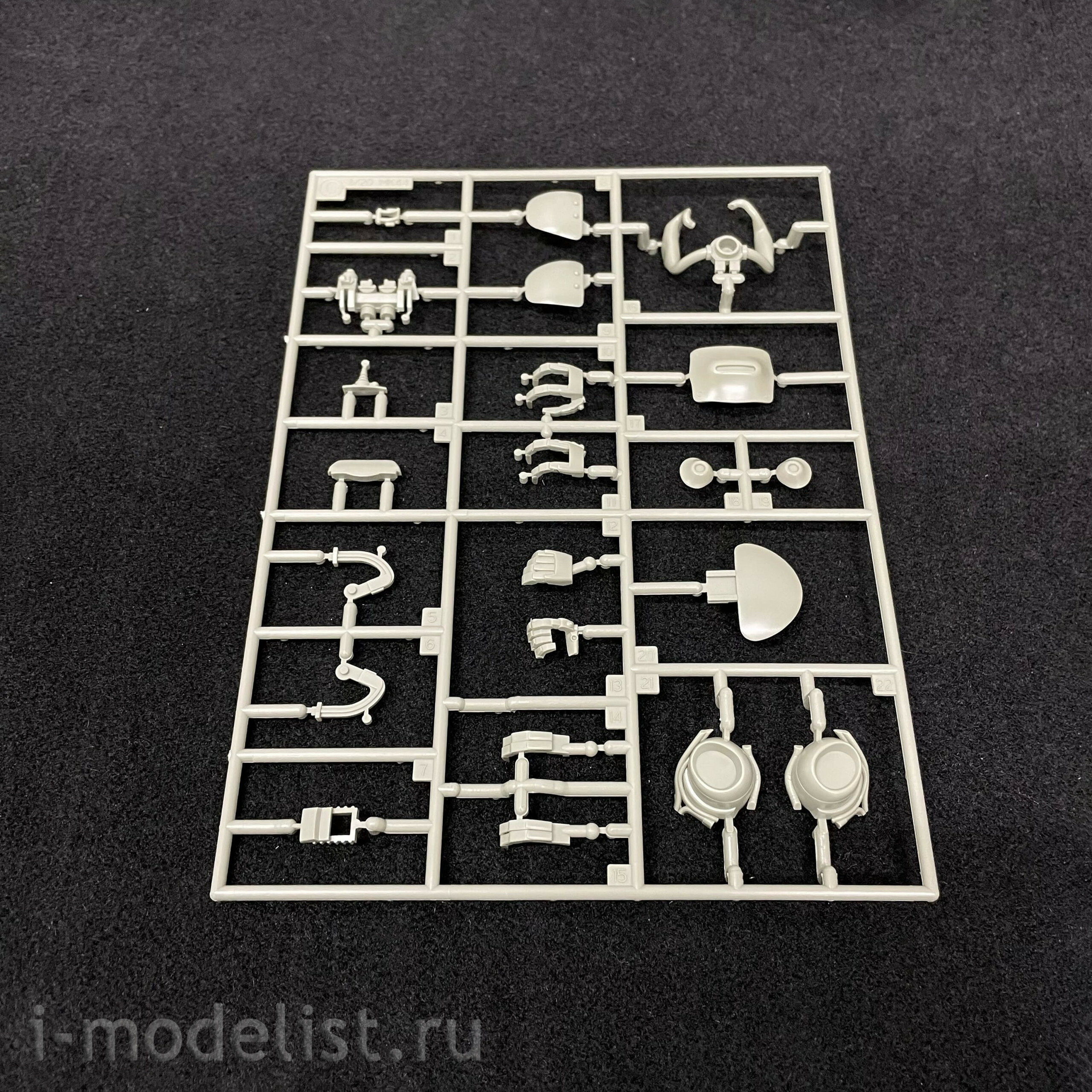 64107 Hasegawa 1/20 Combat Robots MK44 Ammoknights