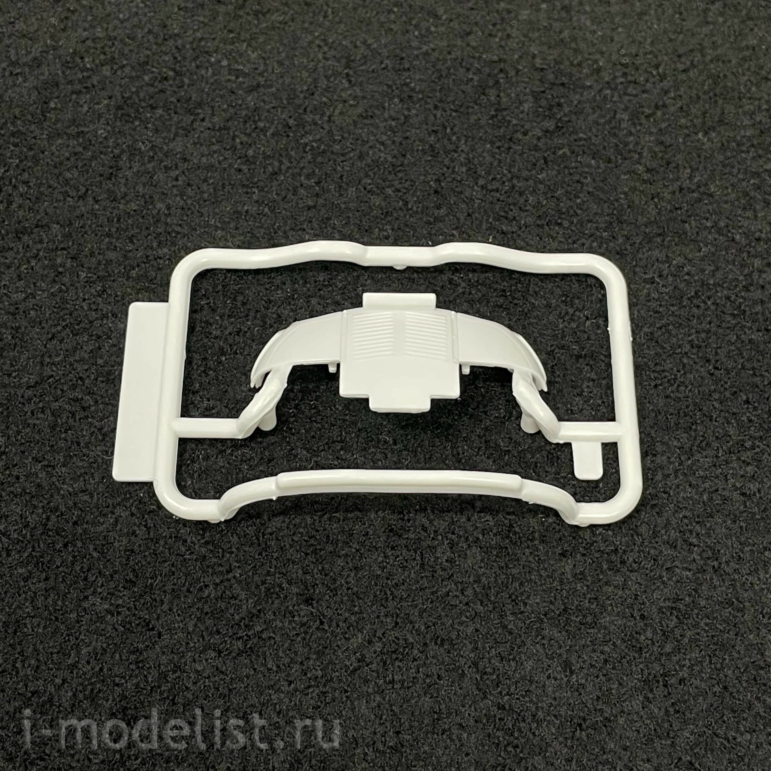 05627 Aoshima 1/32 Toyota 2000GT Car - Pegasus White