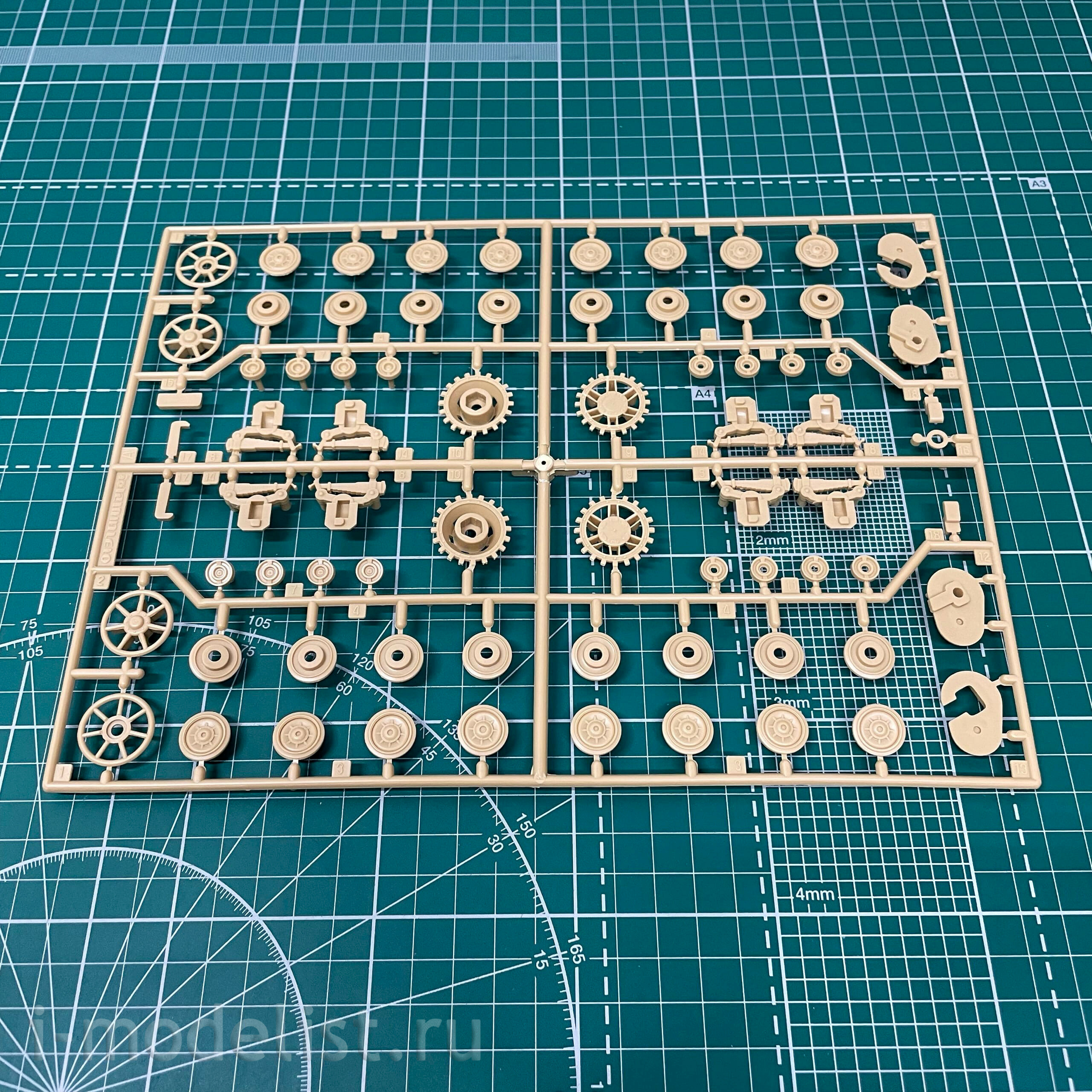 303503 Modeler 1/35 German tank T-IV H