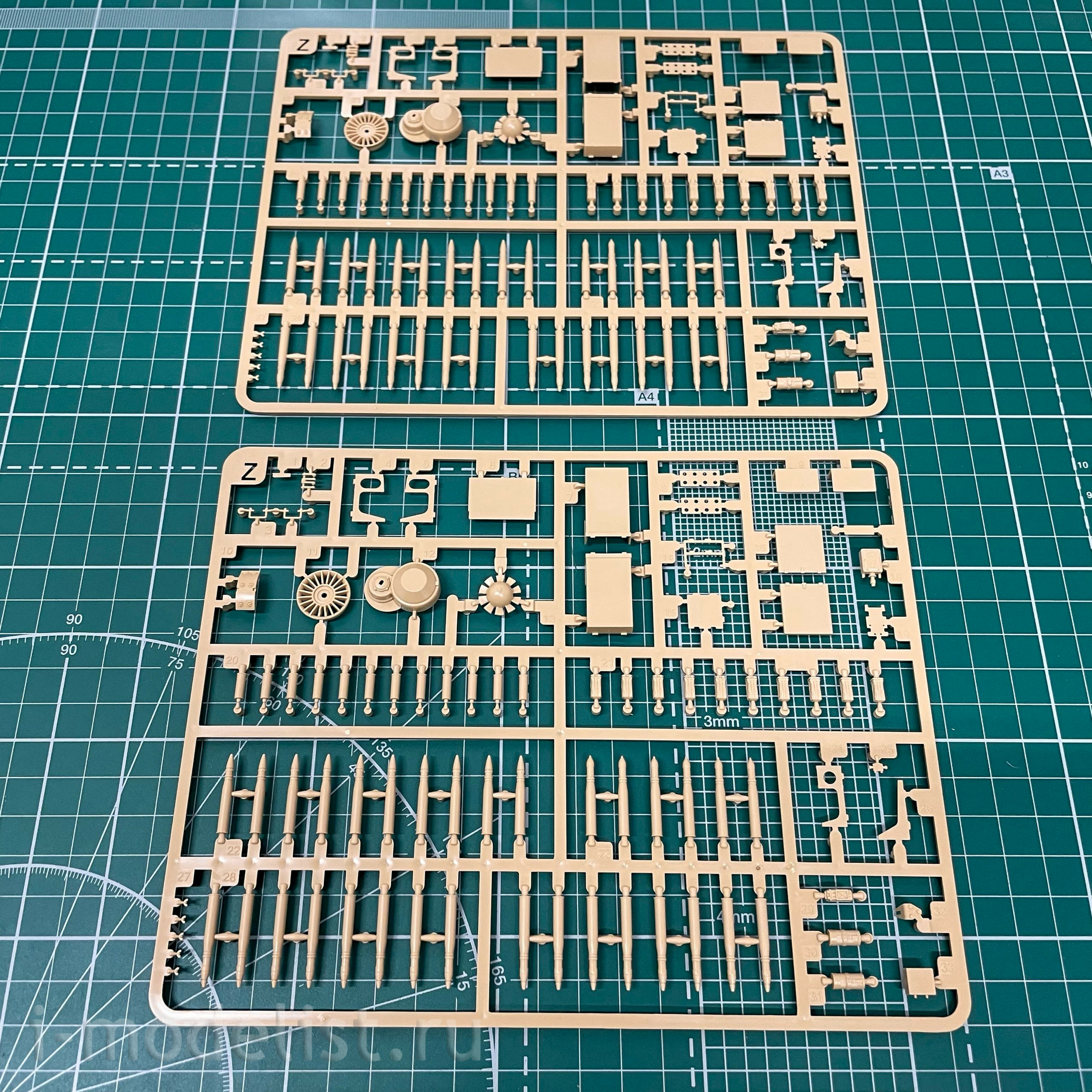 RM-5073 Rye Field Model 1/35 StuG III Ausf. G Early type with full interior and working tracks
